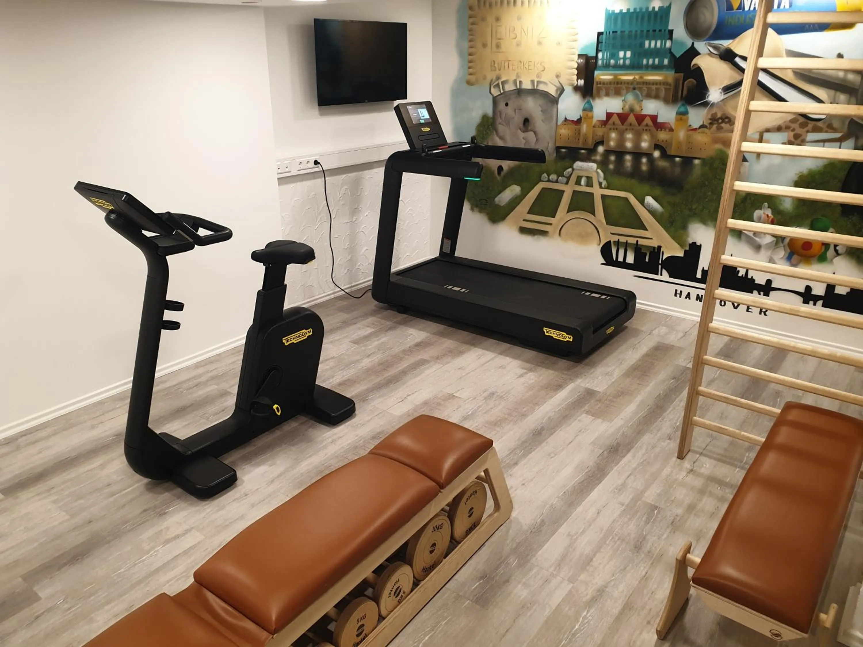 Fitness centre/facilities in Mercure Hotel am Entenfang Hannover