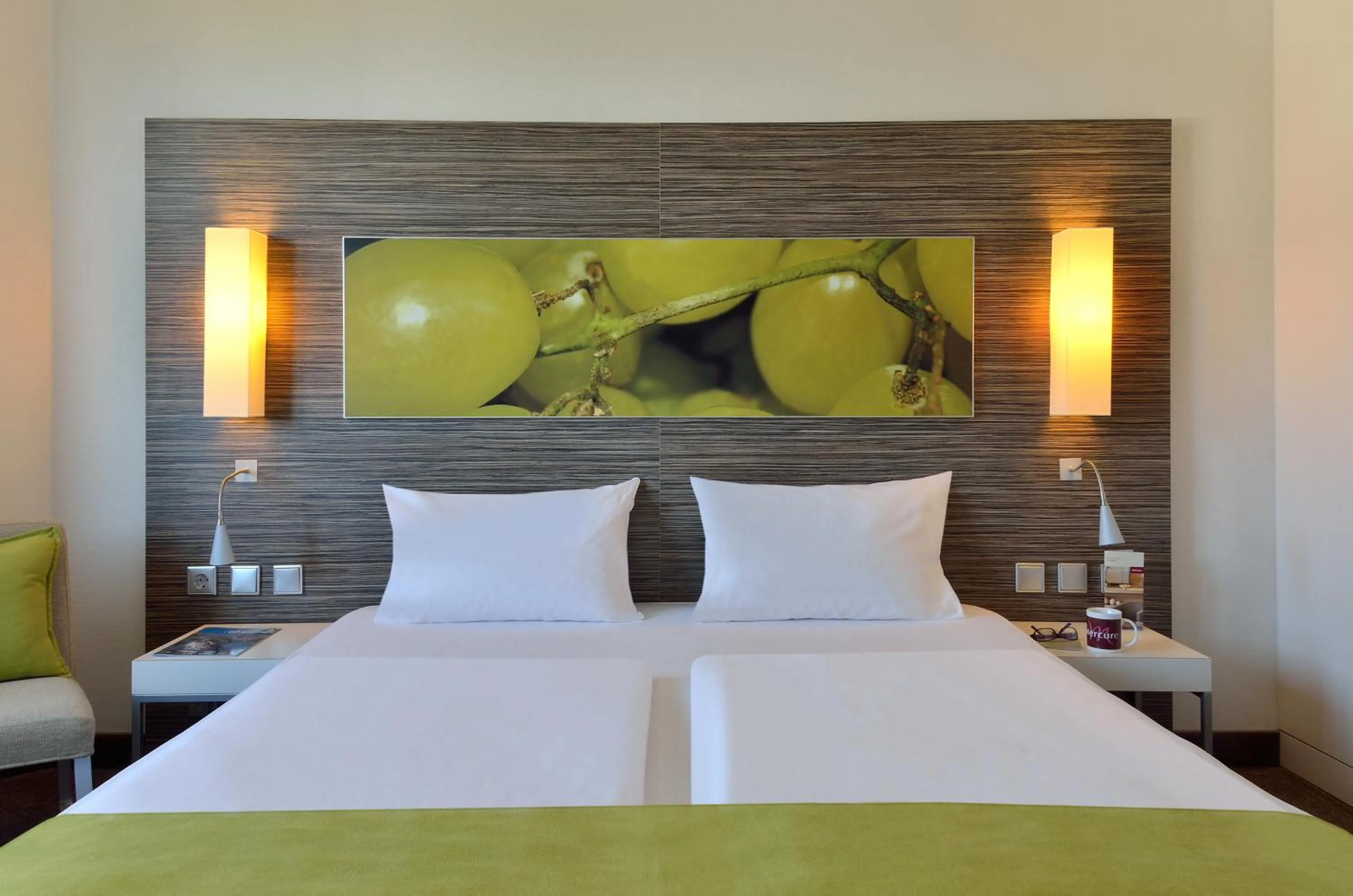 Bedroom, Bed in Mercure Hotel Koblenz