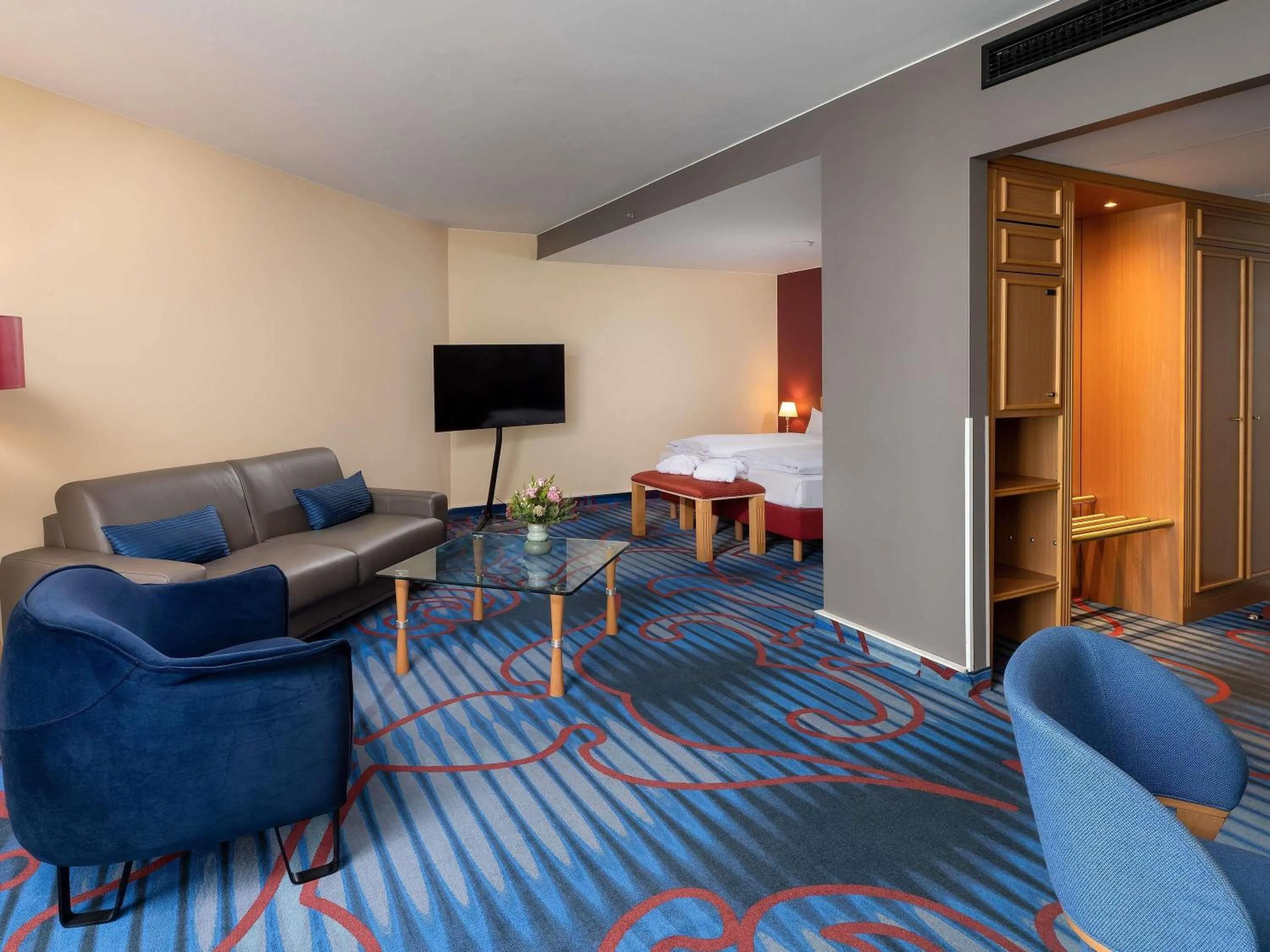 Bedroom in Mercure Hotel Berlin Tempelhof