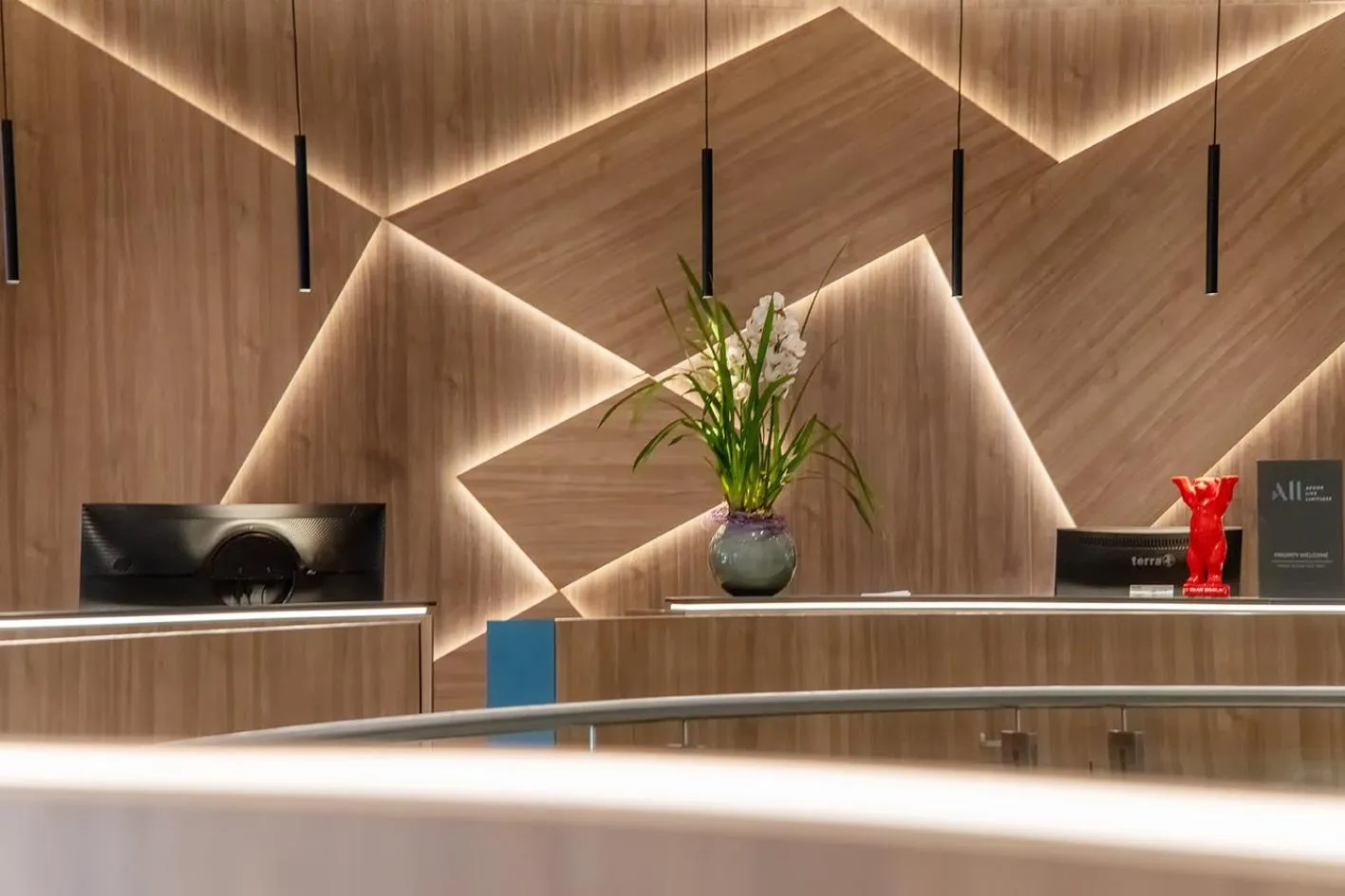 Lobby or reception in Mercure Hotel Berlin Tempelhof