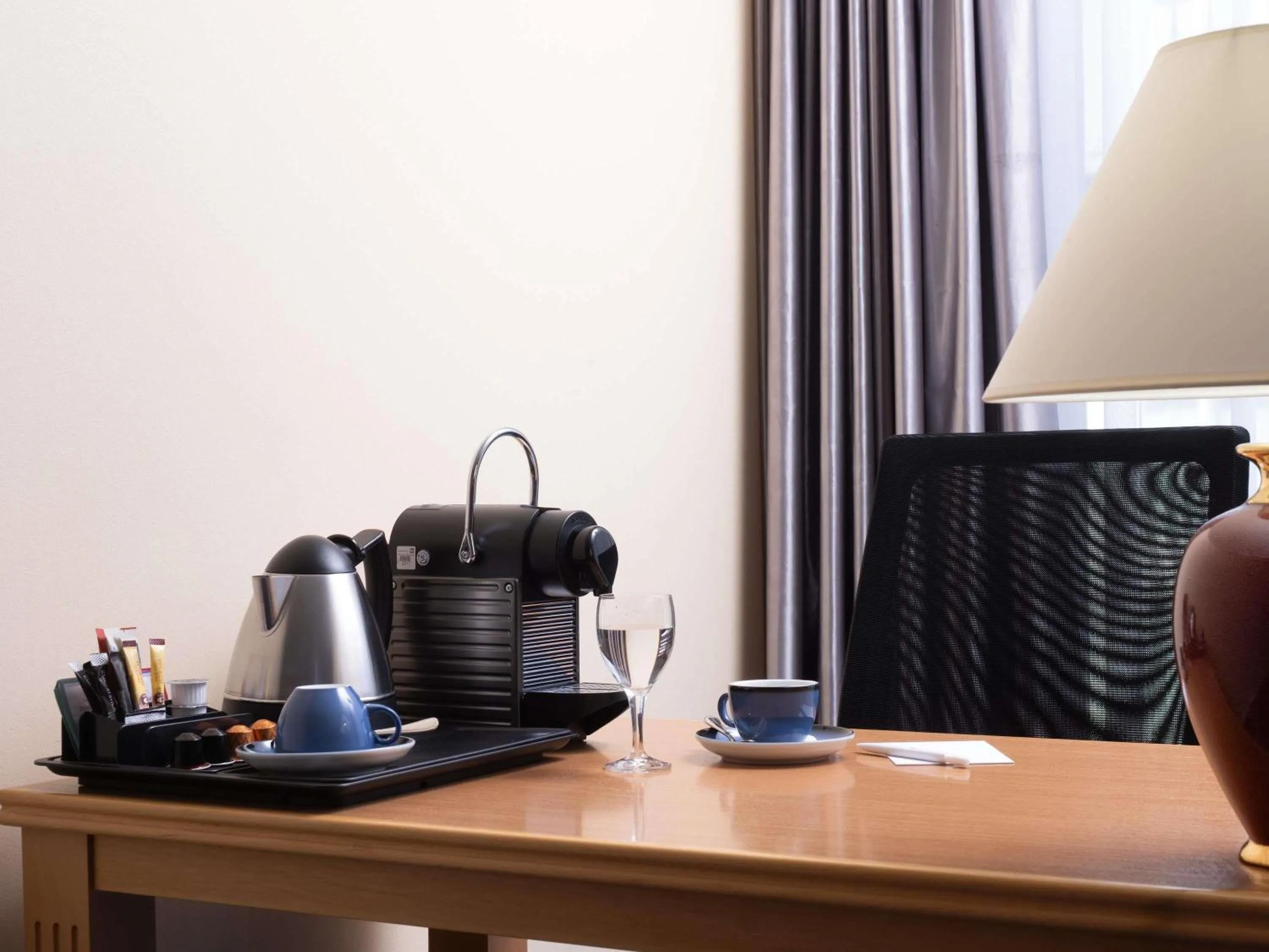 Bedroom in Mercure Hotel Berlin Tempelhof