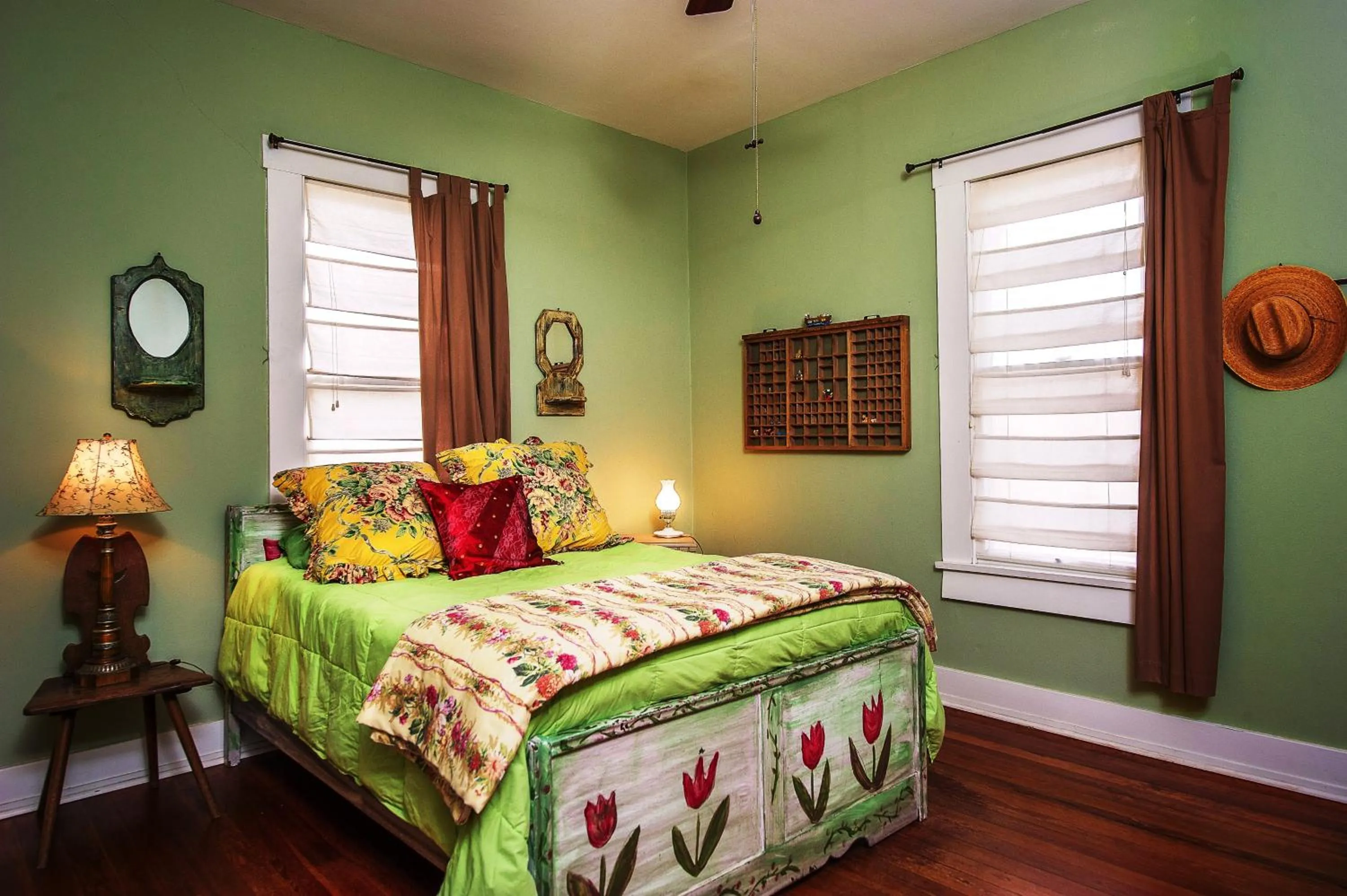 Bedroom, Bed in Barons CreekSide Resort
