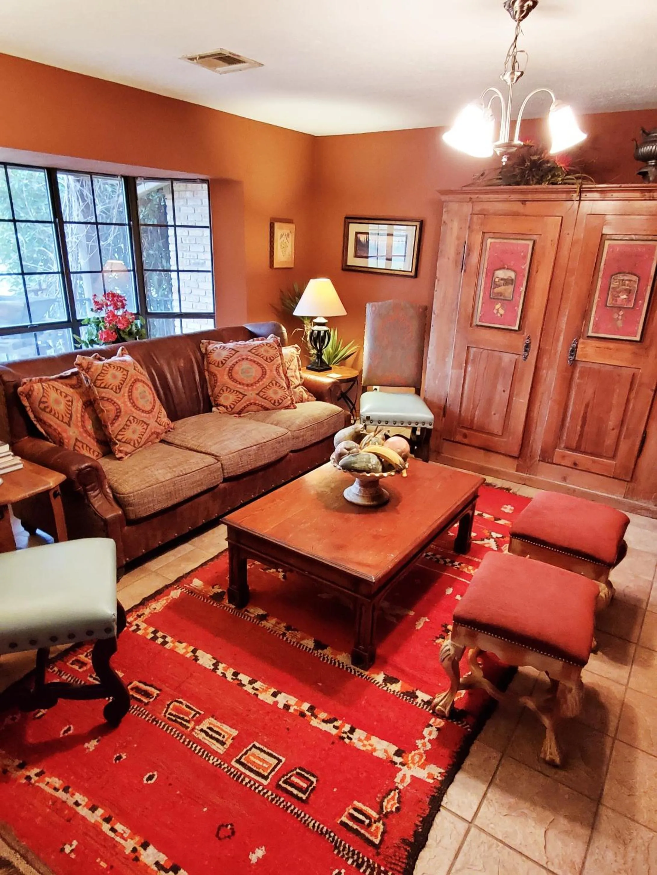 Seating area in Barons CreekSide Resort