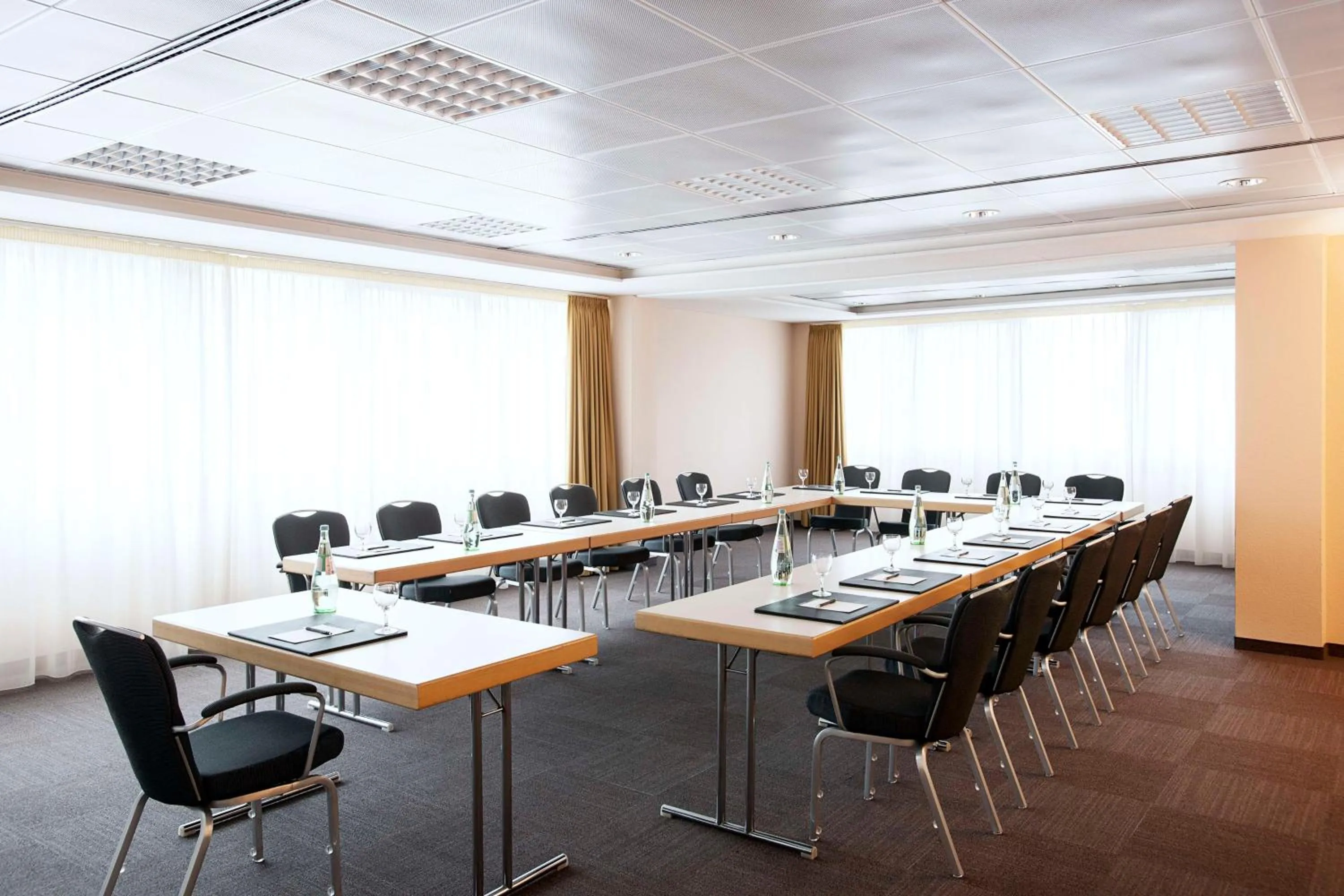 Meeting/conference room in NH Düsseldorf City