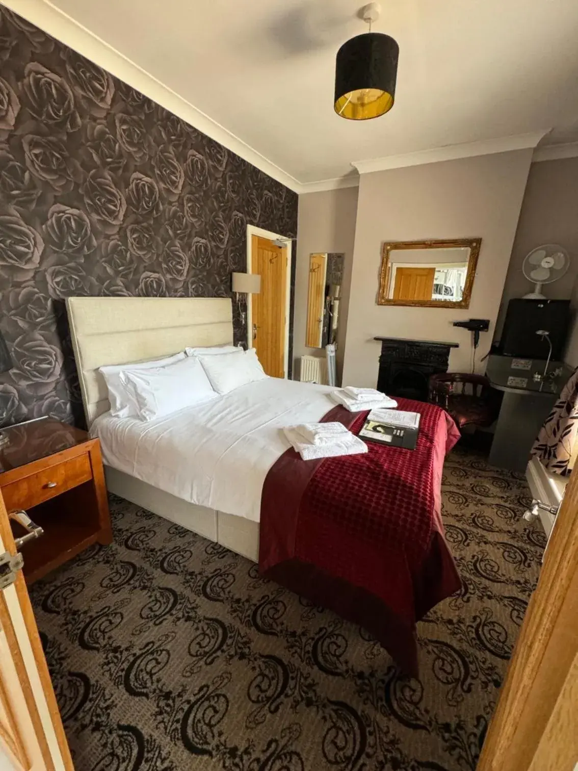 Double Room in The Pilot Inn Double Room in The Pilot Inn