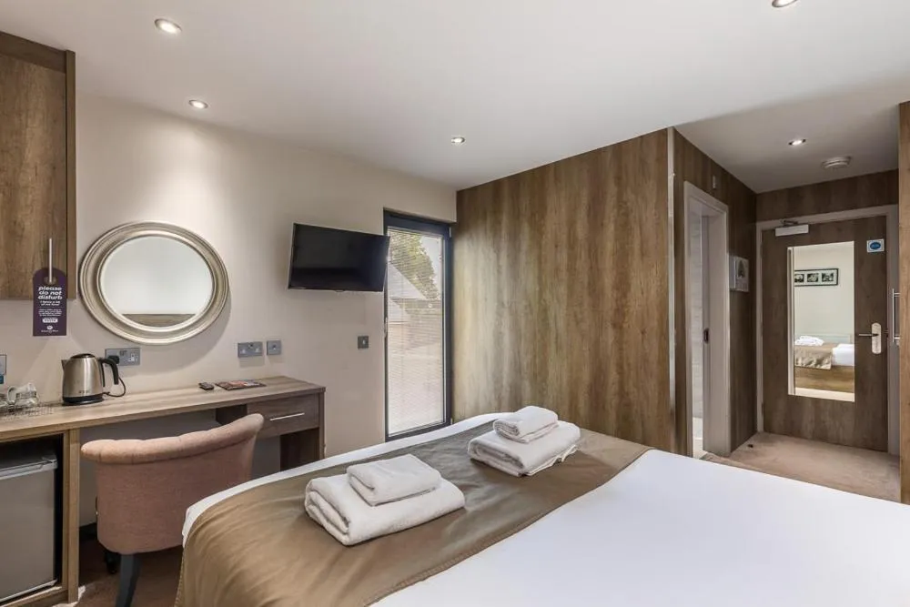 Photo of the whole room, Bed in The Kilnwick Percy Resort and Golf Club