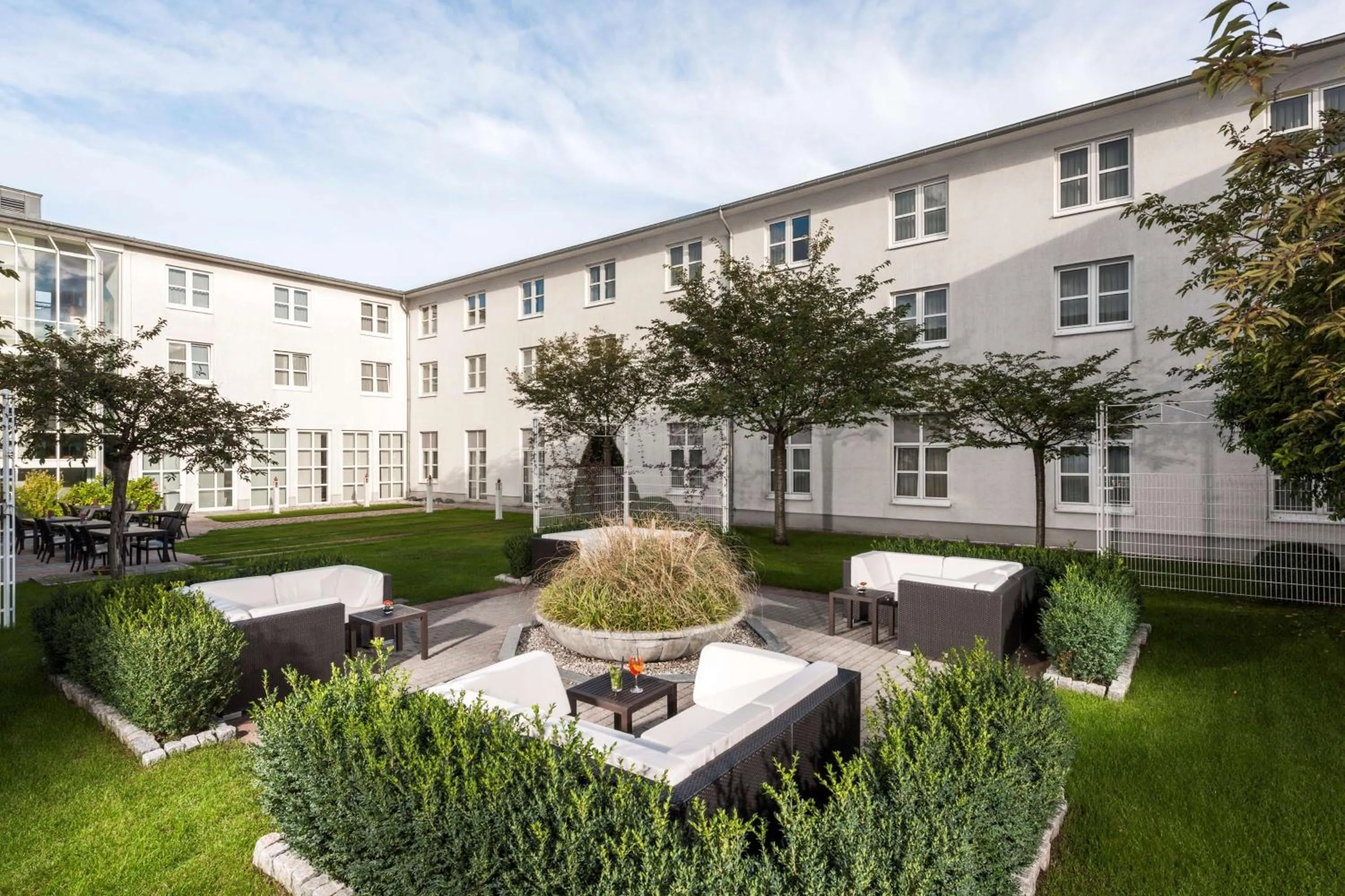 Patio in NH Frankfurt Airport