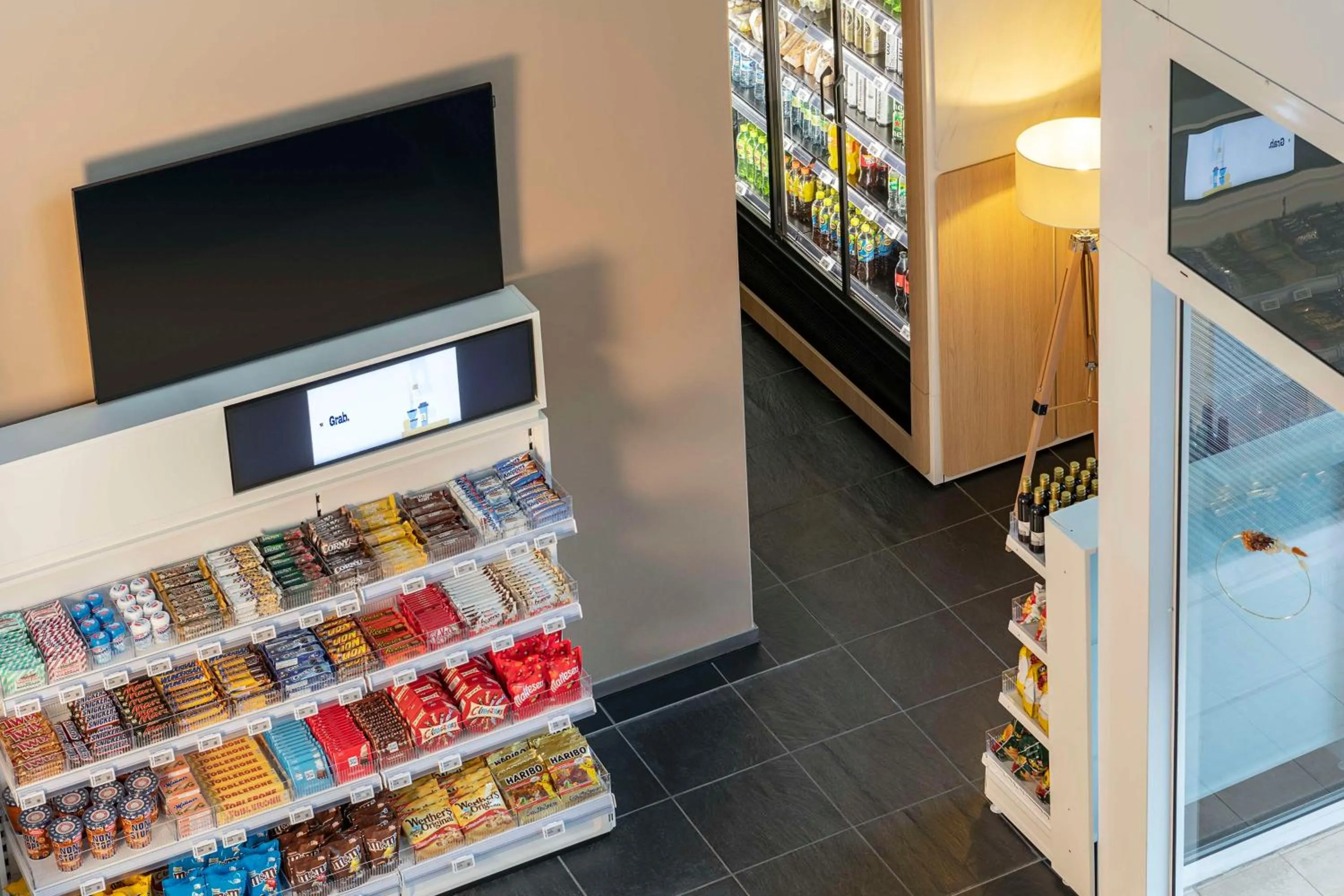 Lounge or bar in NH Hamburg Horner Rennbahn