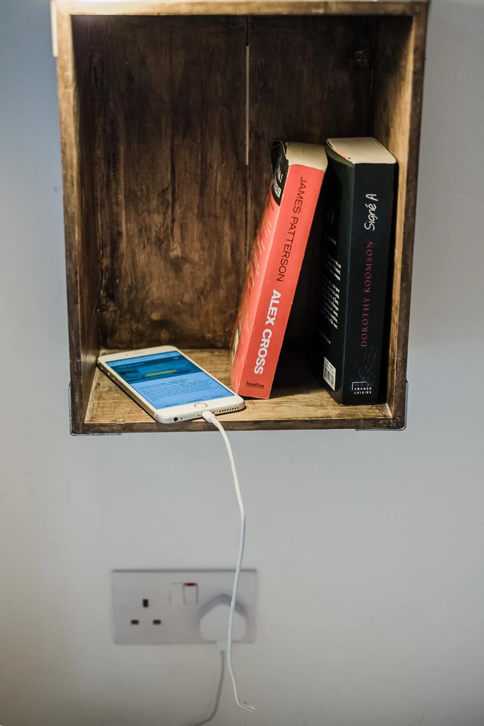 Two Pillows Boutique Hostel