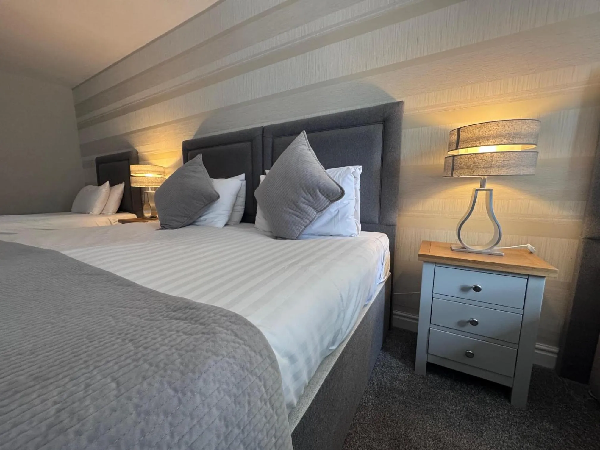 Bed in The Oaks Hotel