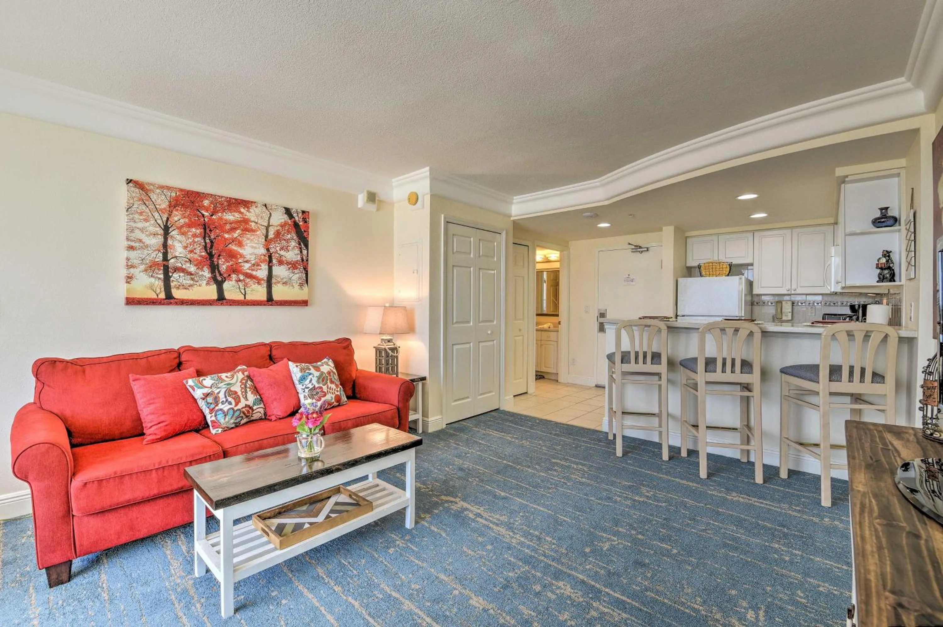 Daytona Beachfront Condo with Ocean View