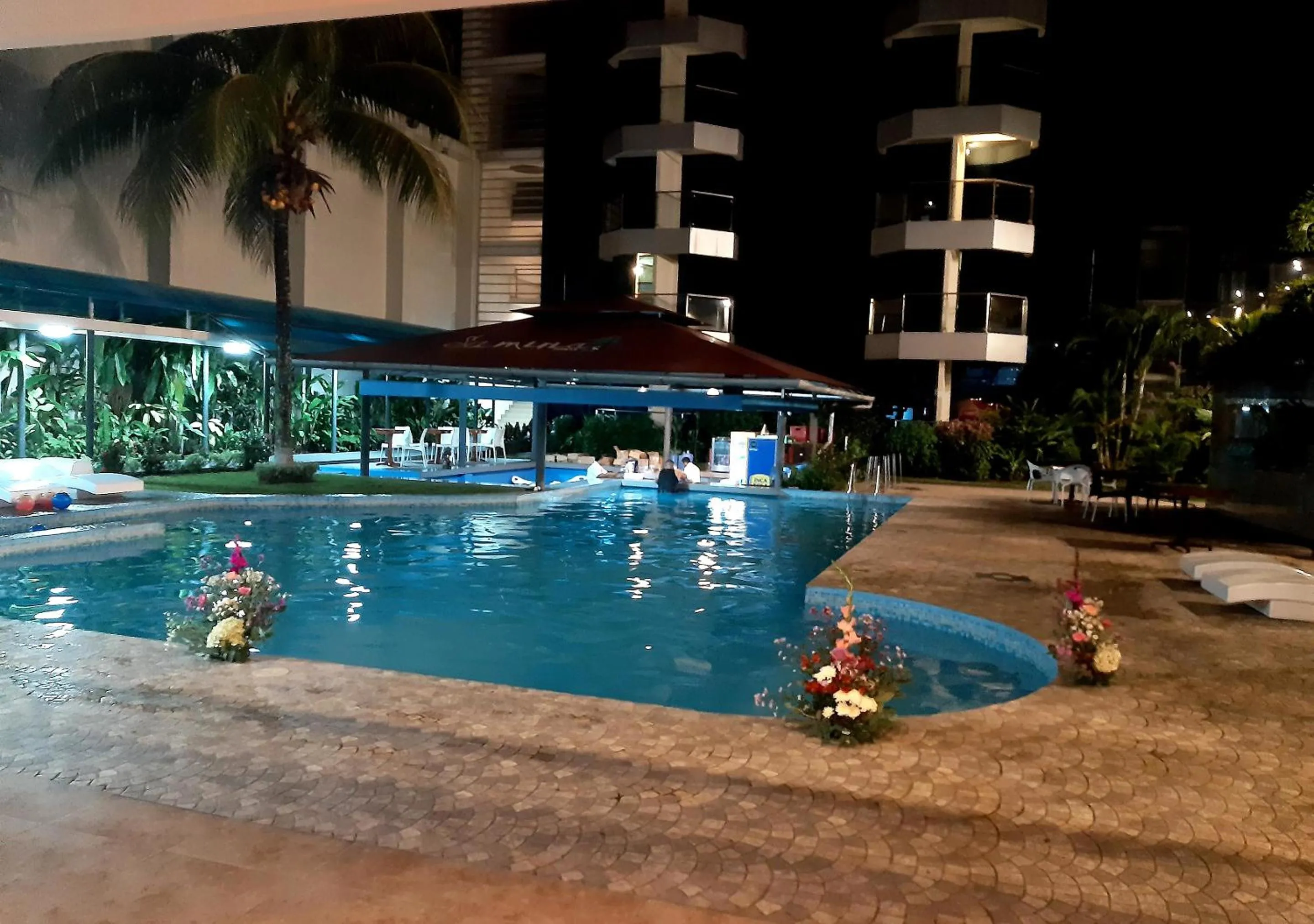 Swimming pool in Samiria Jungle Hotel