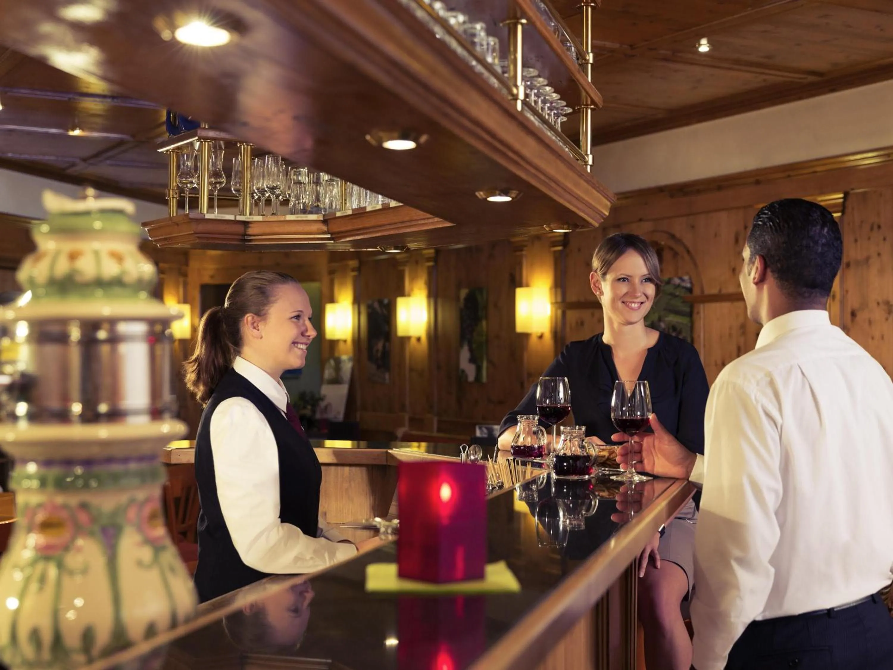 Lounge or bar in Mercure Hotel am Messeplatz Offenburg