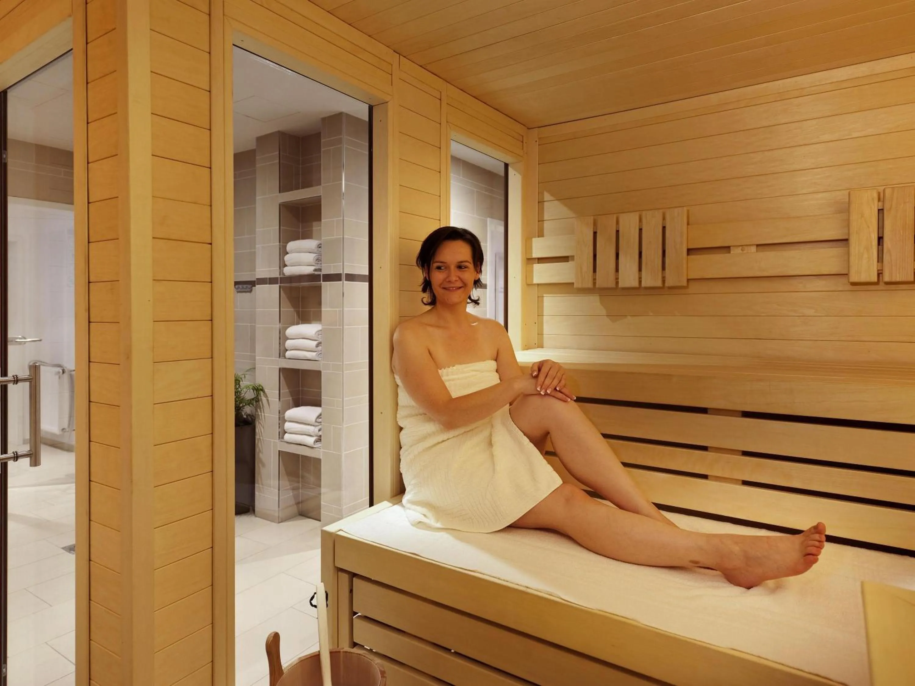 Spa and wellness centre/facilities in Mercure Hotel am Messeplatz Offenburg