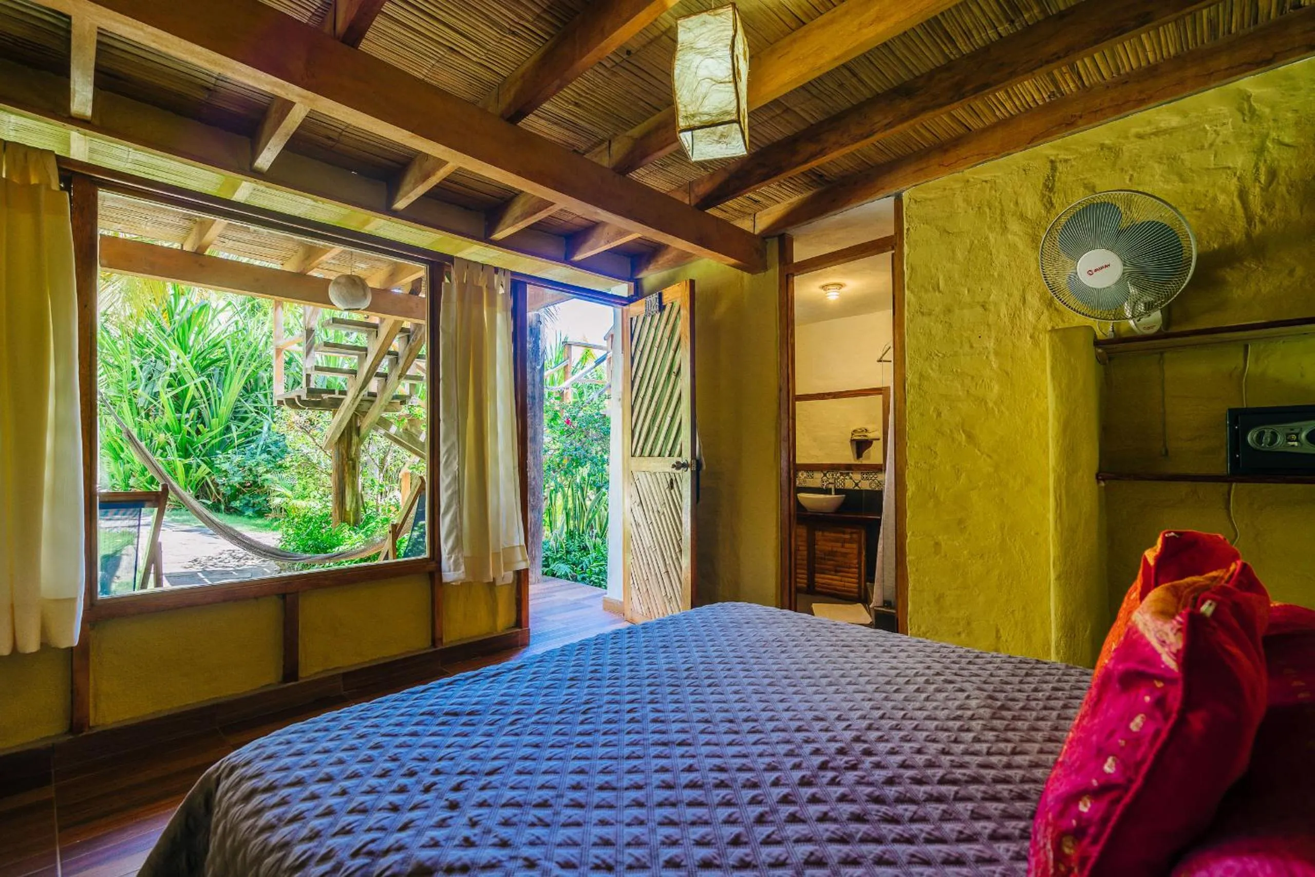 Bed in Kimbas Bungalows Mancora