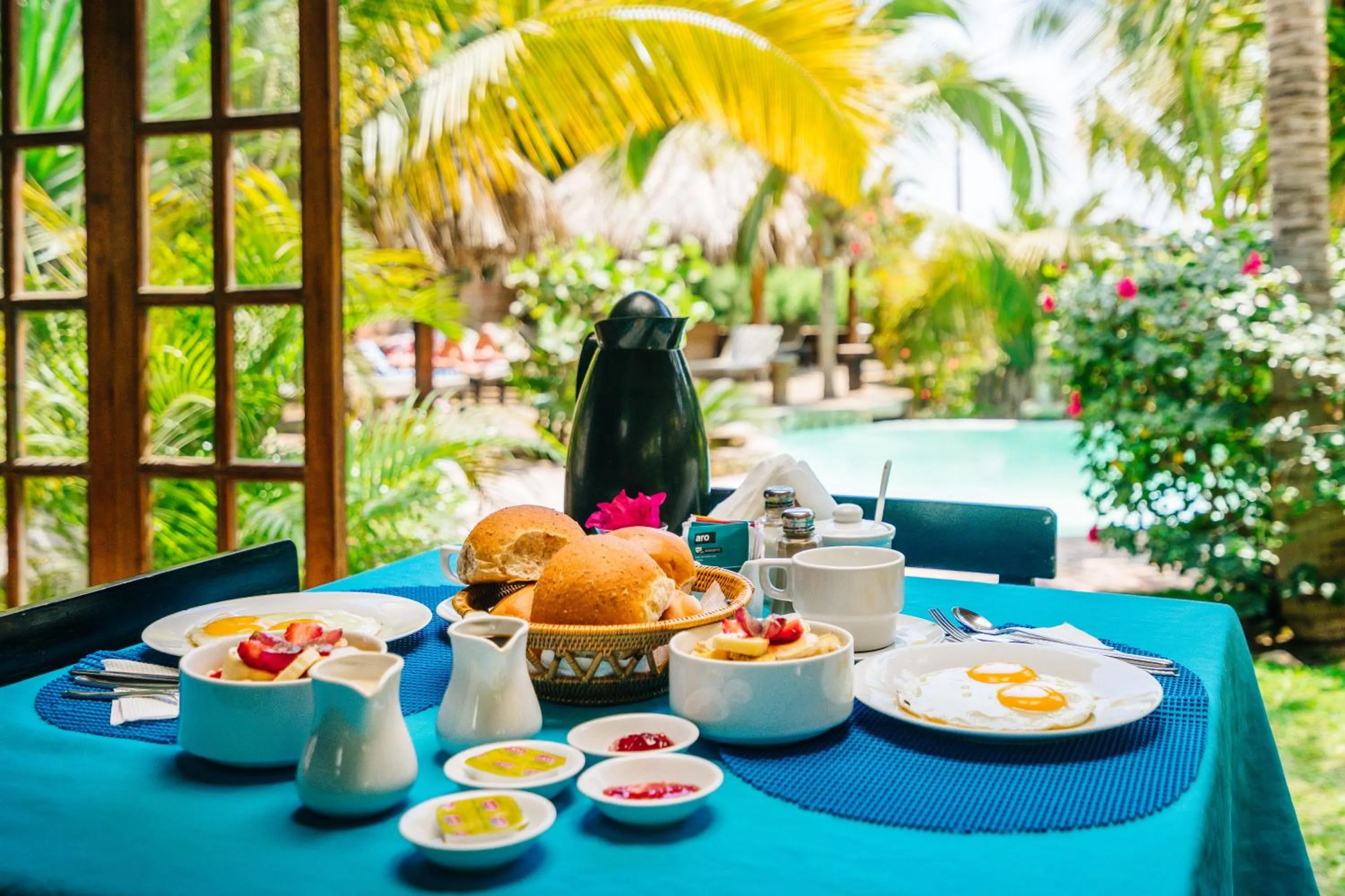 Food and drinks in Kimbas Bungalows Mancora