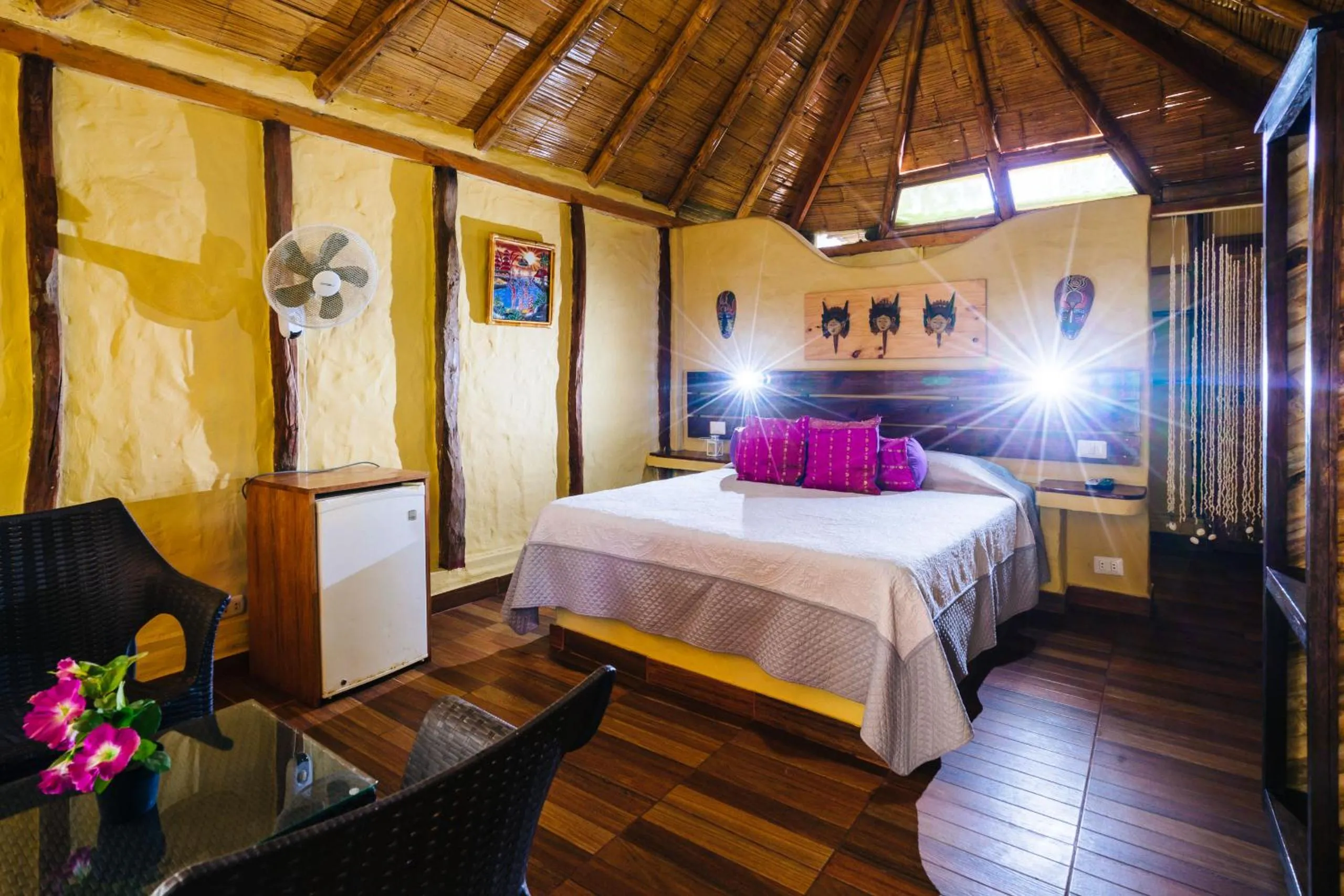 Bed in Kimbas Bungalows Mancora