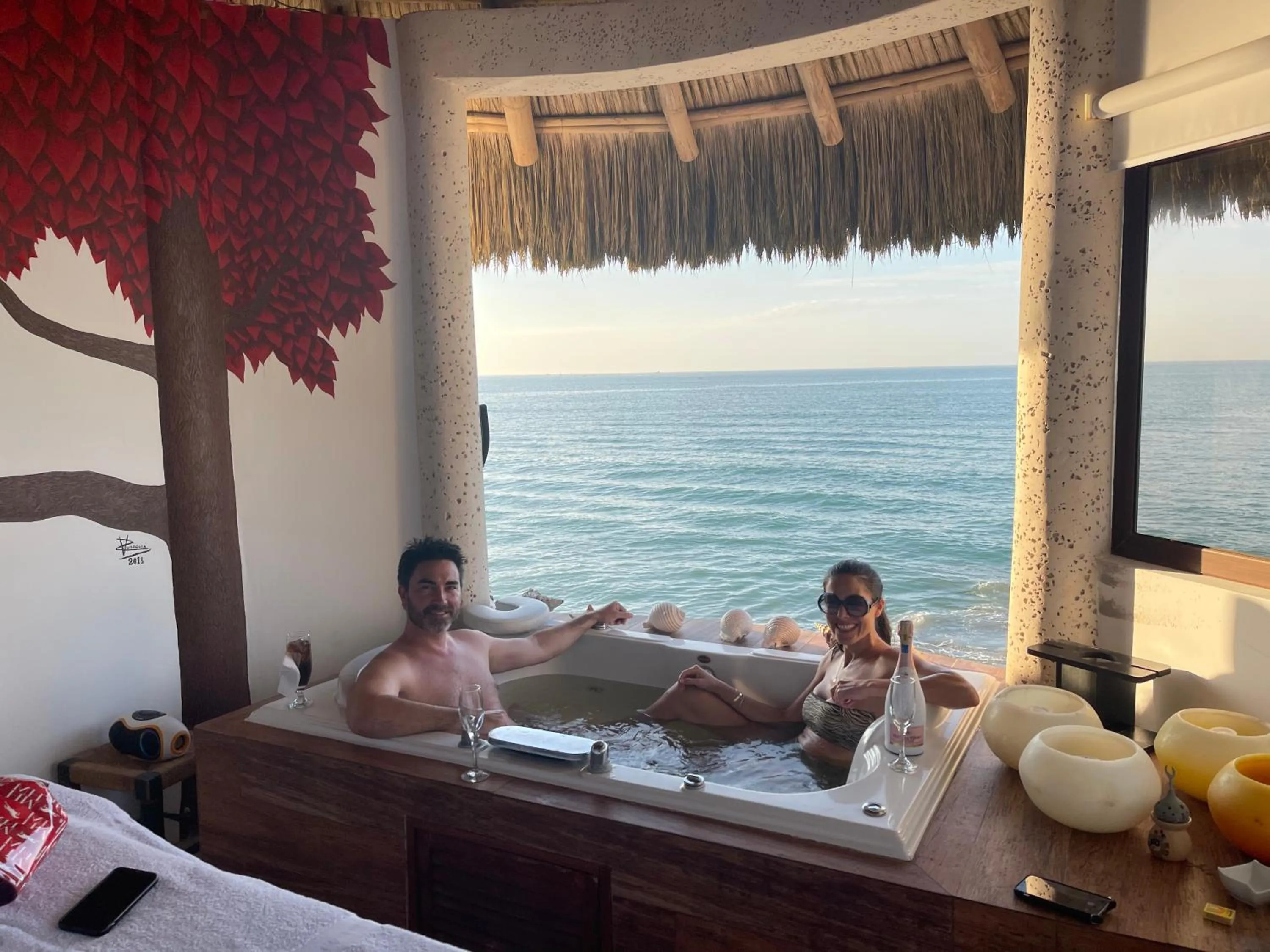 Hot Tub in Hotel Boutique Playa Canela Ecuador