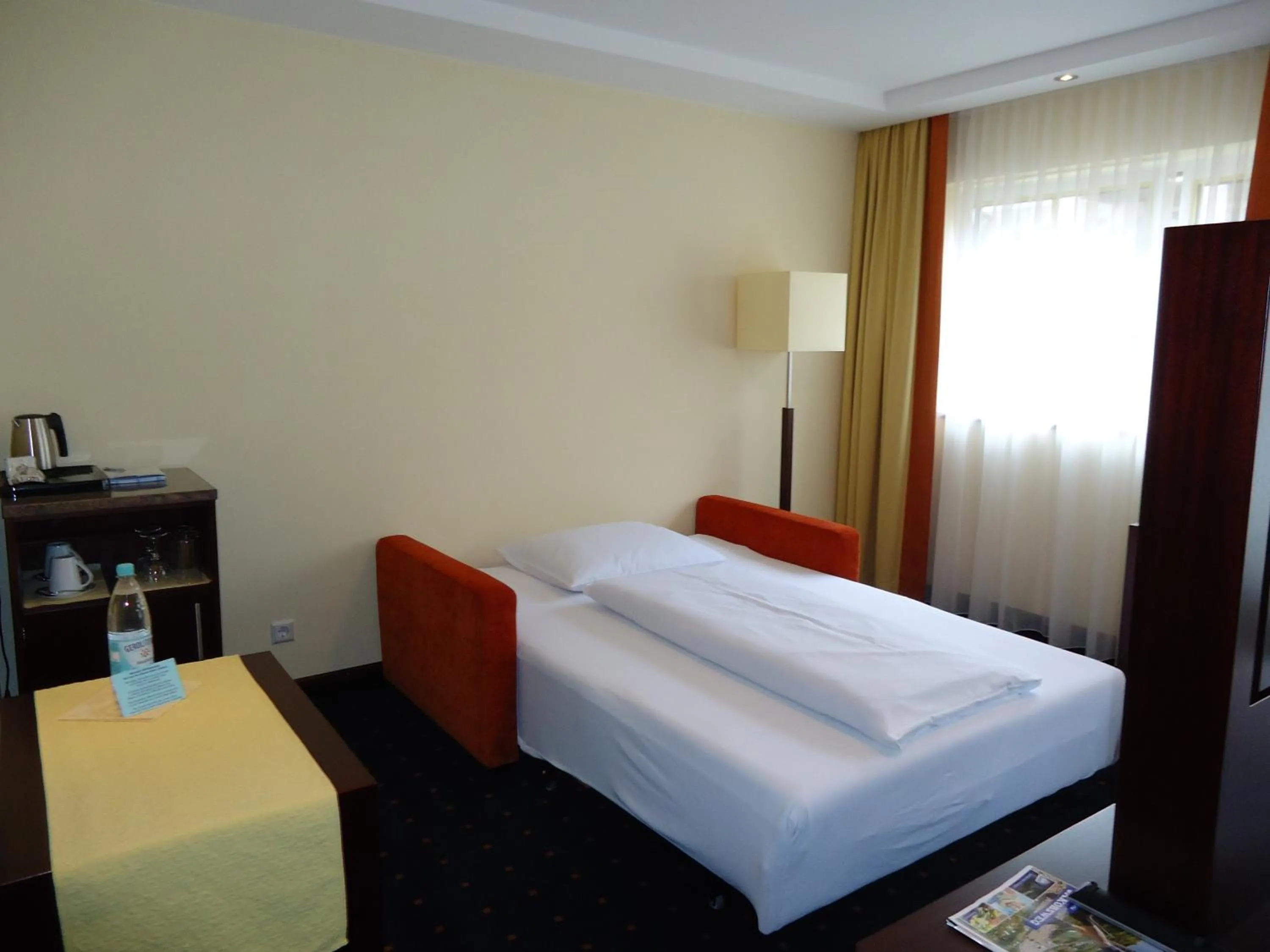 Bed in Akzent Hotel Löwen