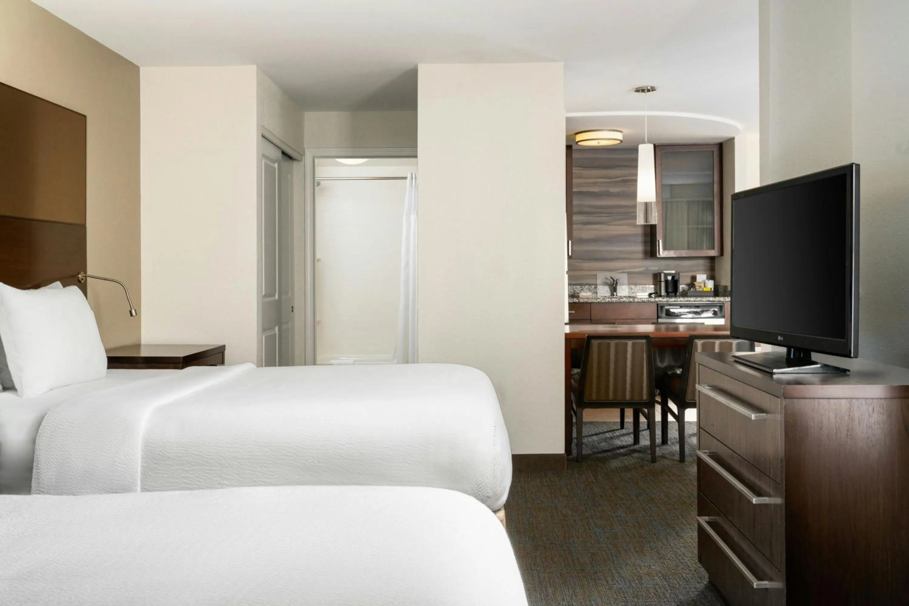 Photo of the whole room, Bed in Residence Inn by Marriott Springfield Chicopee