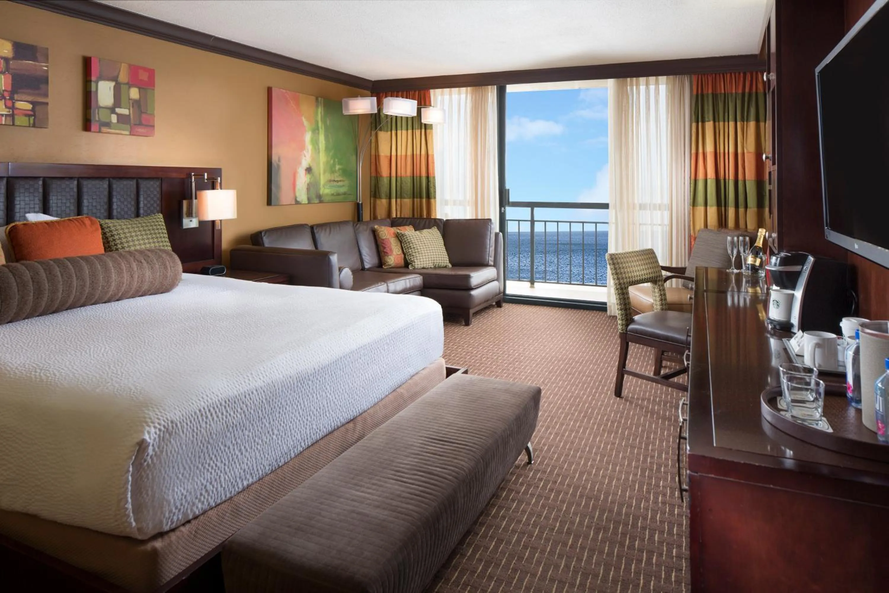 Sea view, Bed in The San Luis Resort Spa & Conference Center