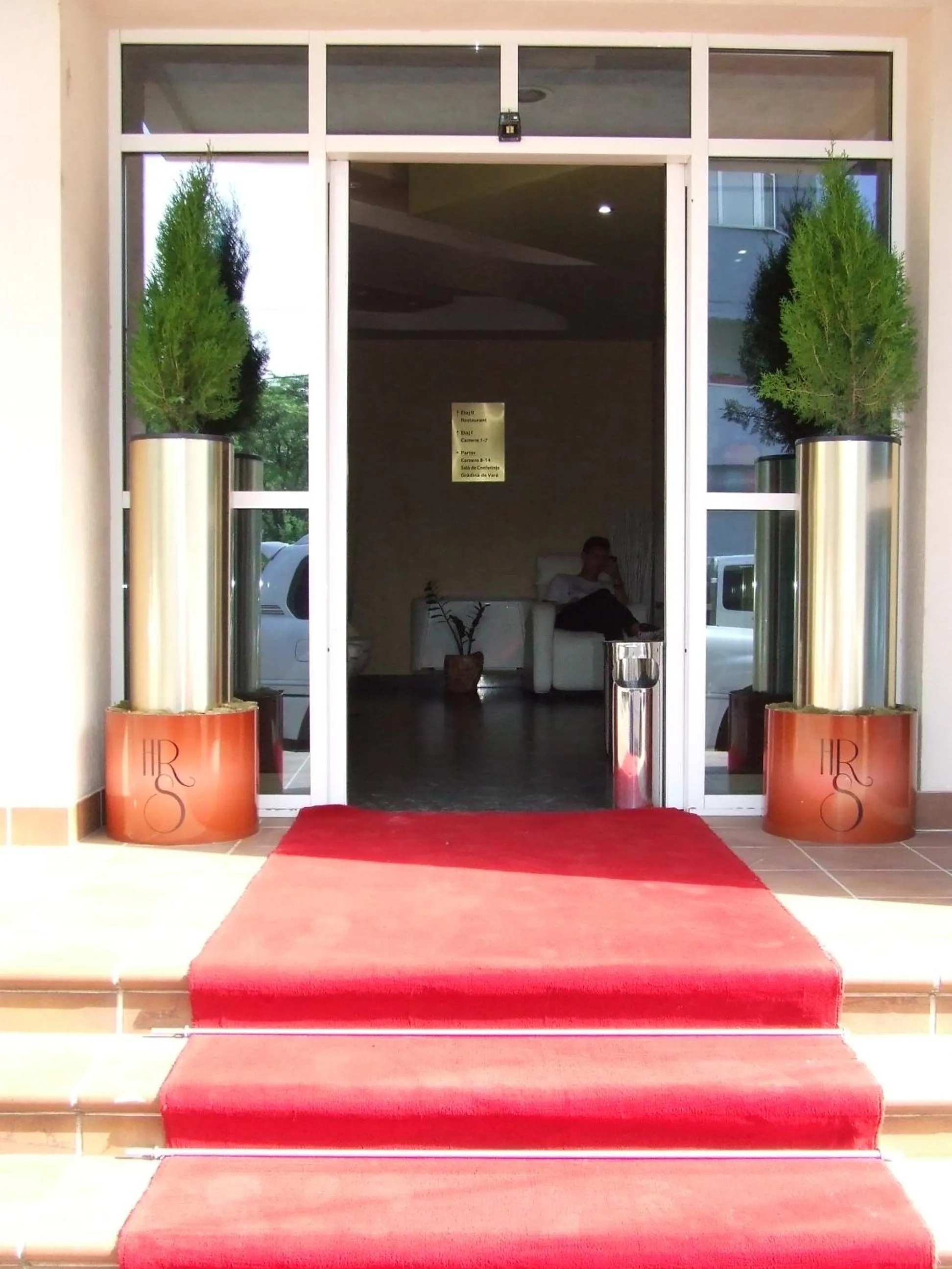 Facade/entrance in Hotel Senator