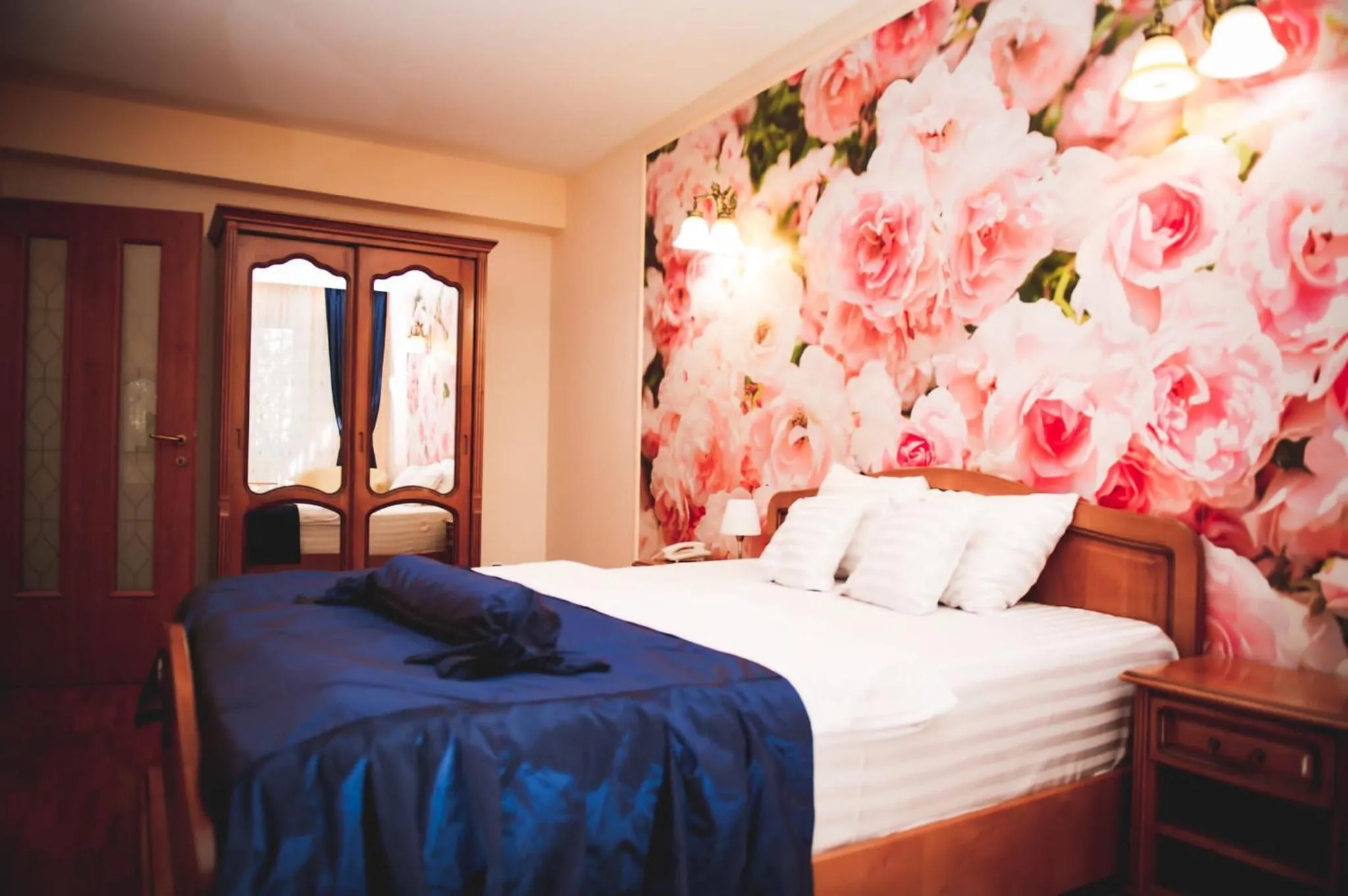 Bed in Hotel Senator