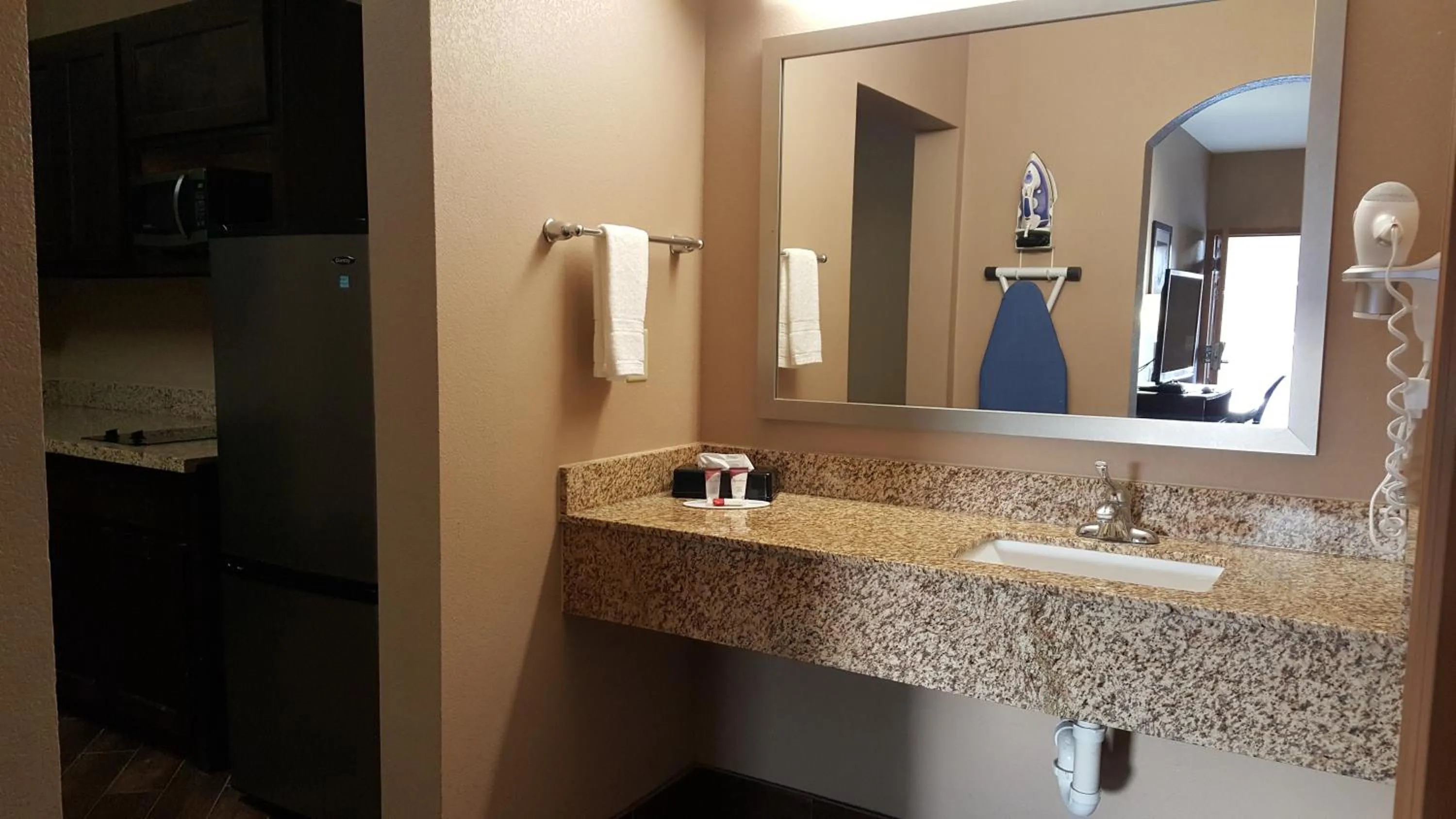 Bathroom in Executive Inn & Suites