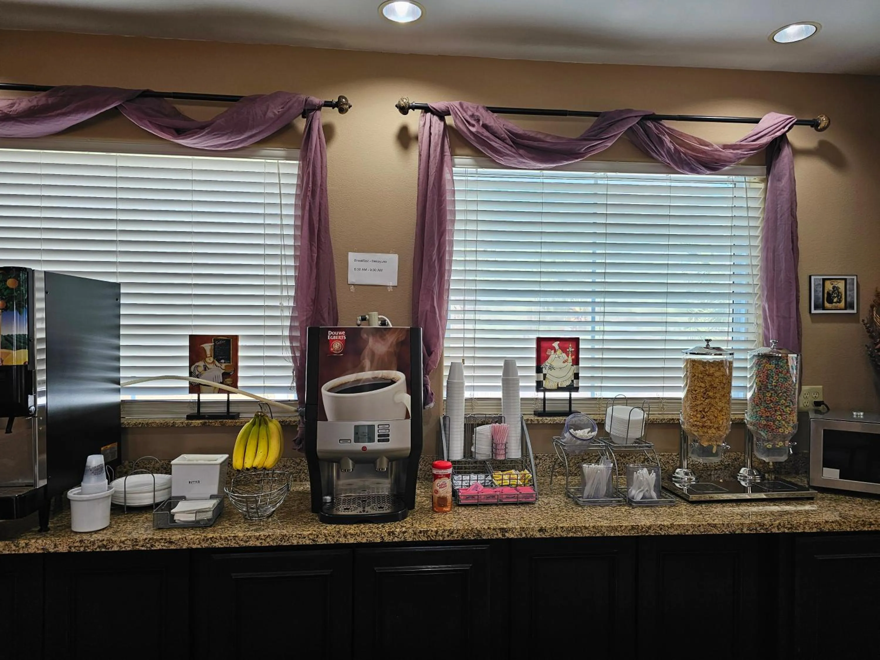 Breakfast in Executive Inn & Suites