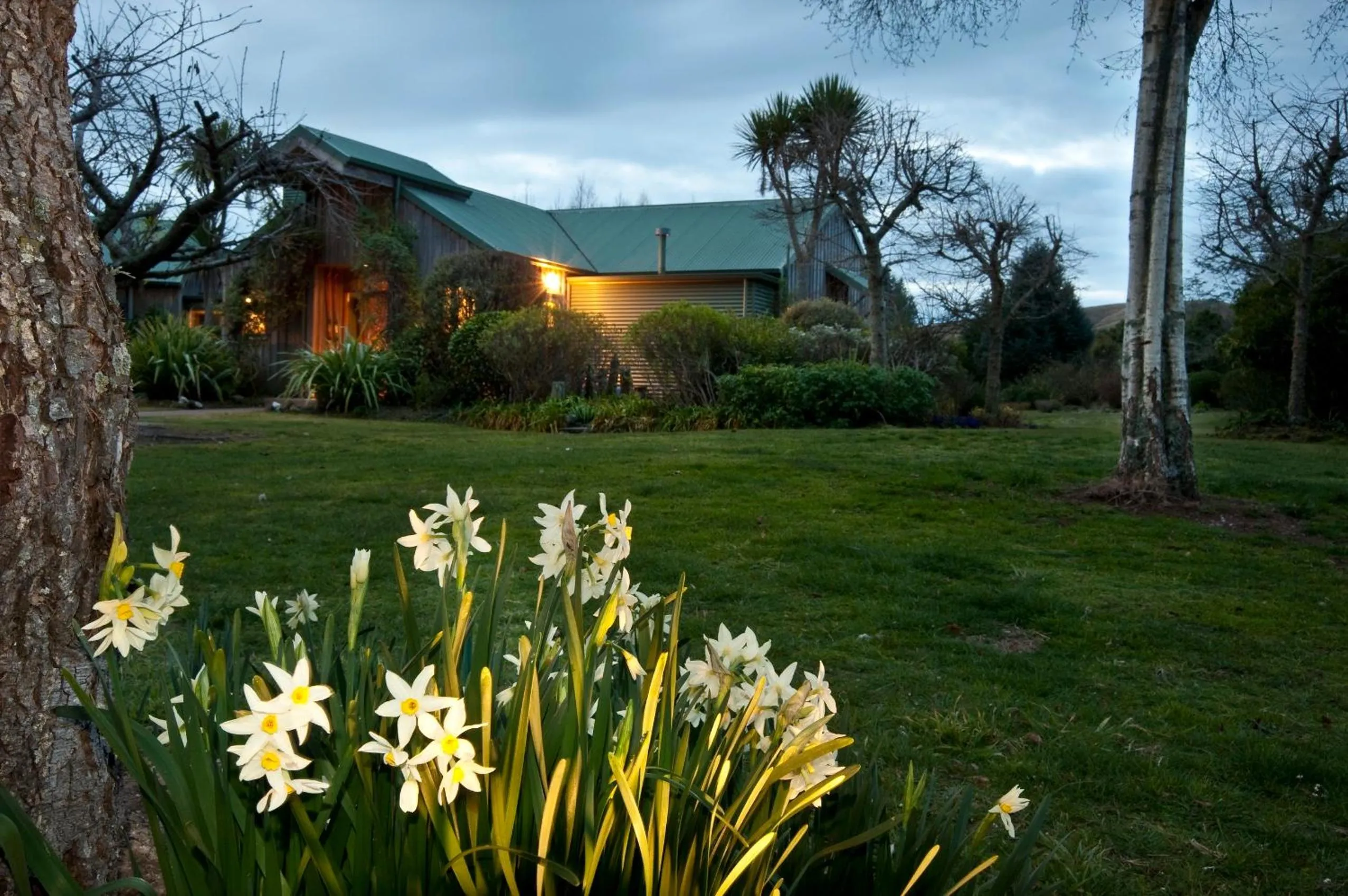 Facade/entrance in Whakaipo Lodge