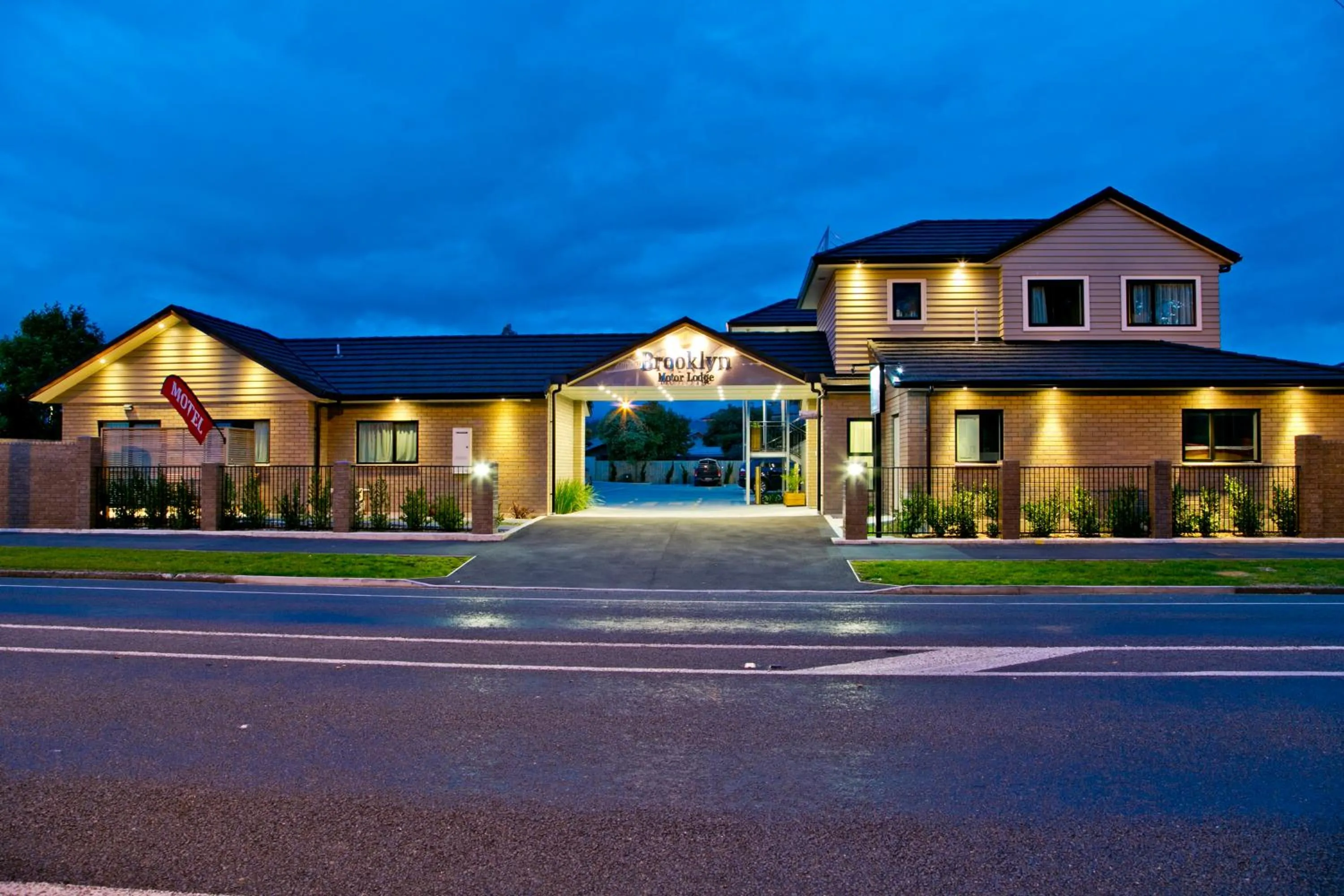 Property building in Brooklyn Motor Lodge