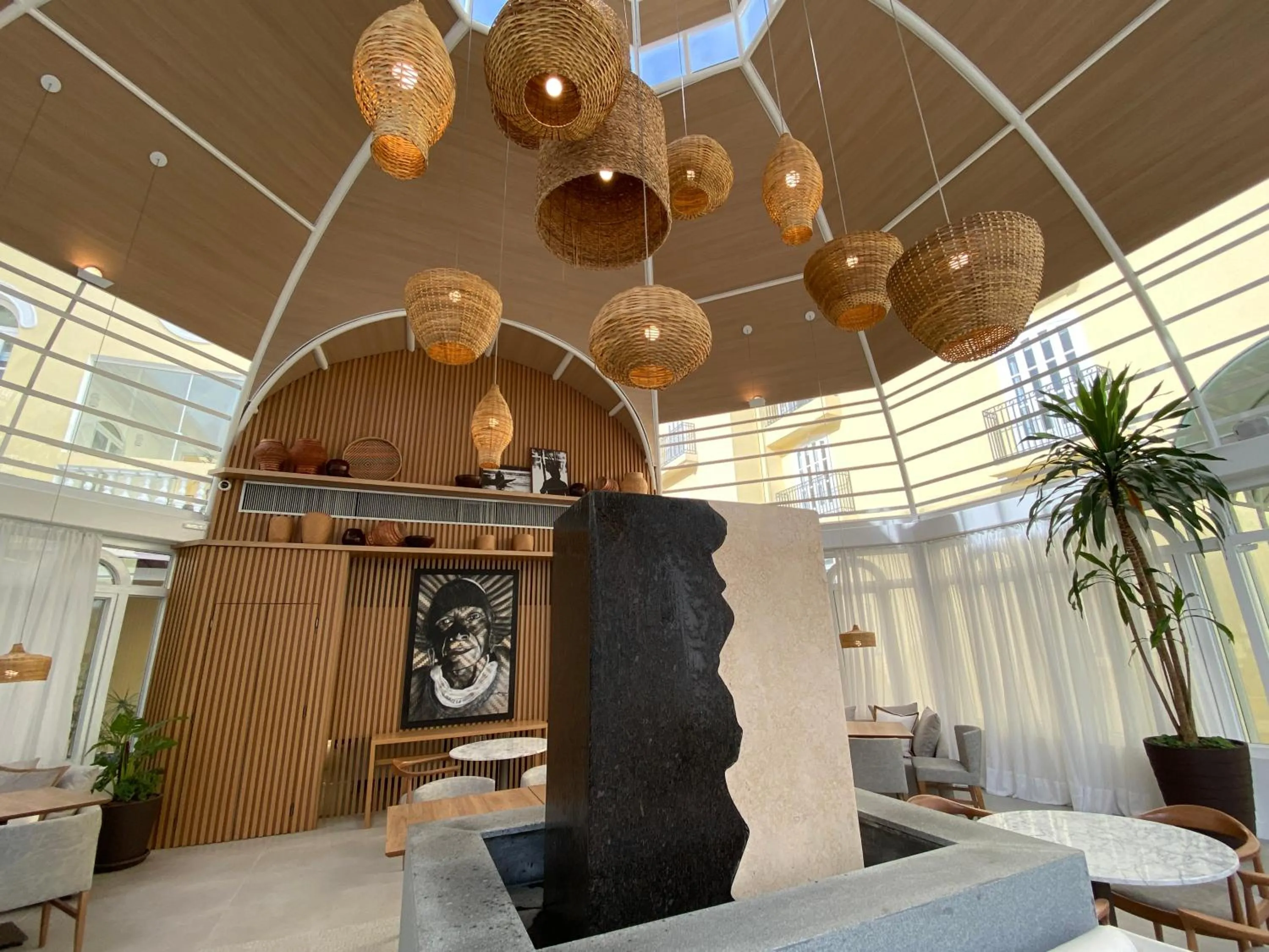 Restaurant/places to eat in Juma Ópera Boutique Hotel & Spa