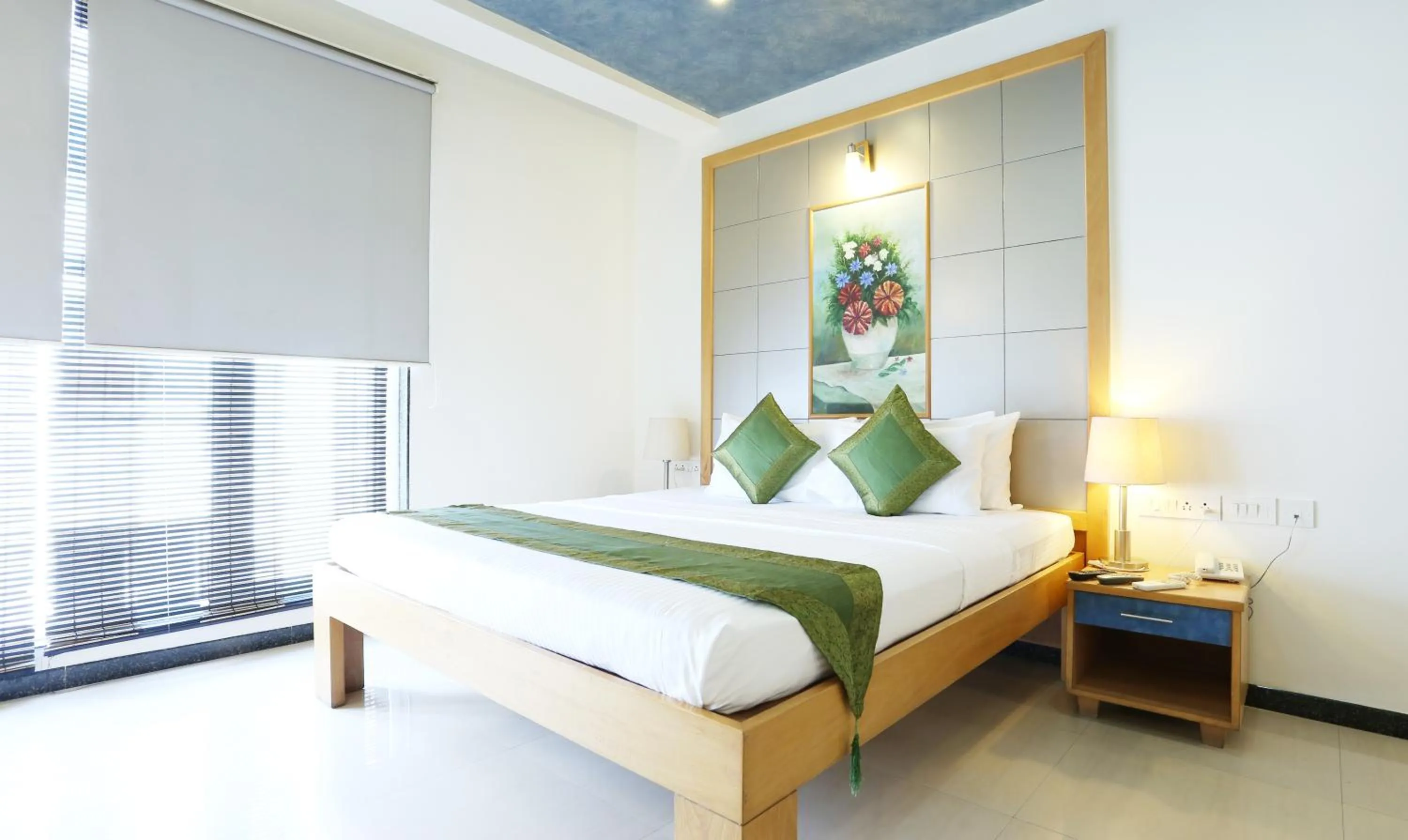 Bed in Treebo Edha Suites Koramangala