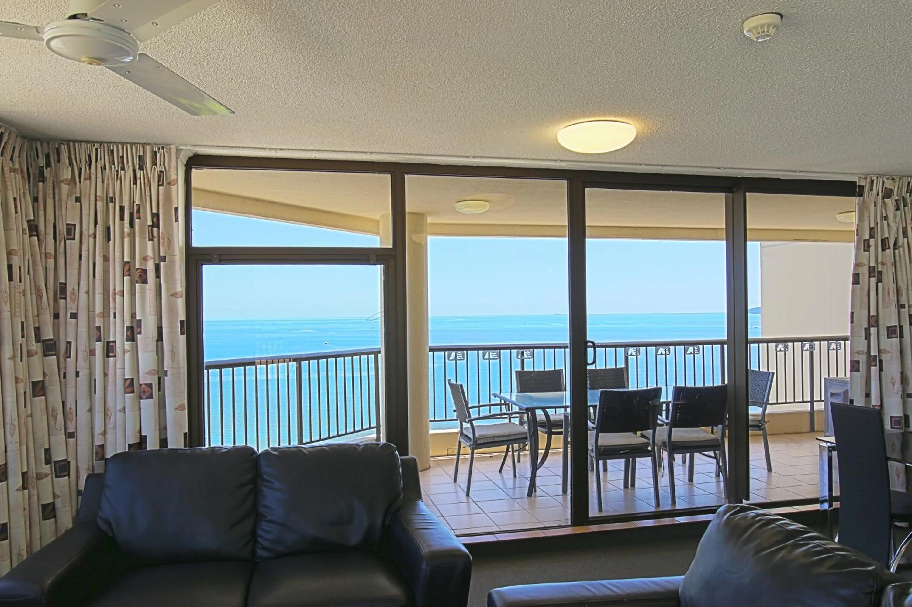 Sea view in Cairns Aquarius