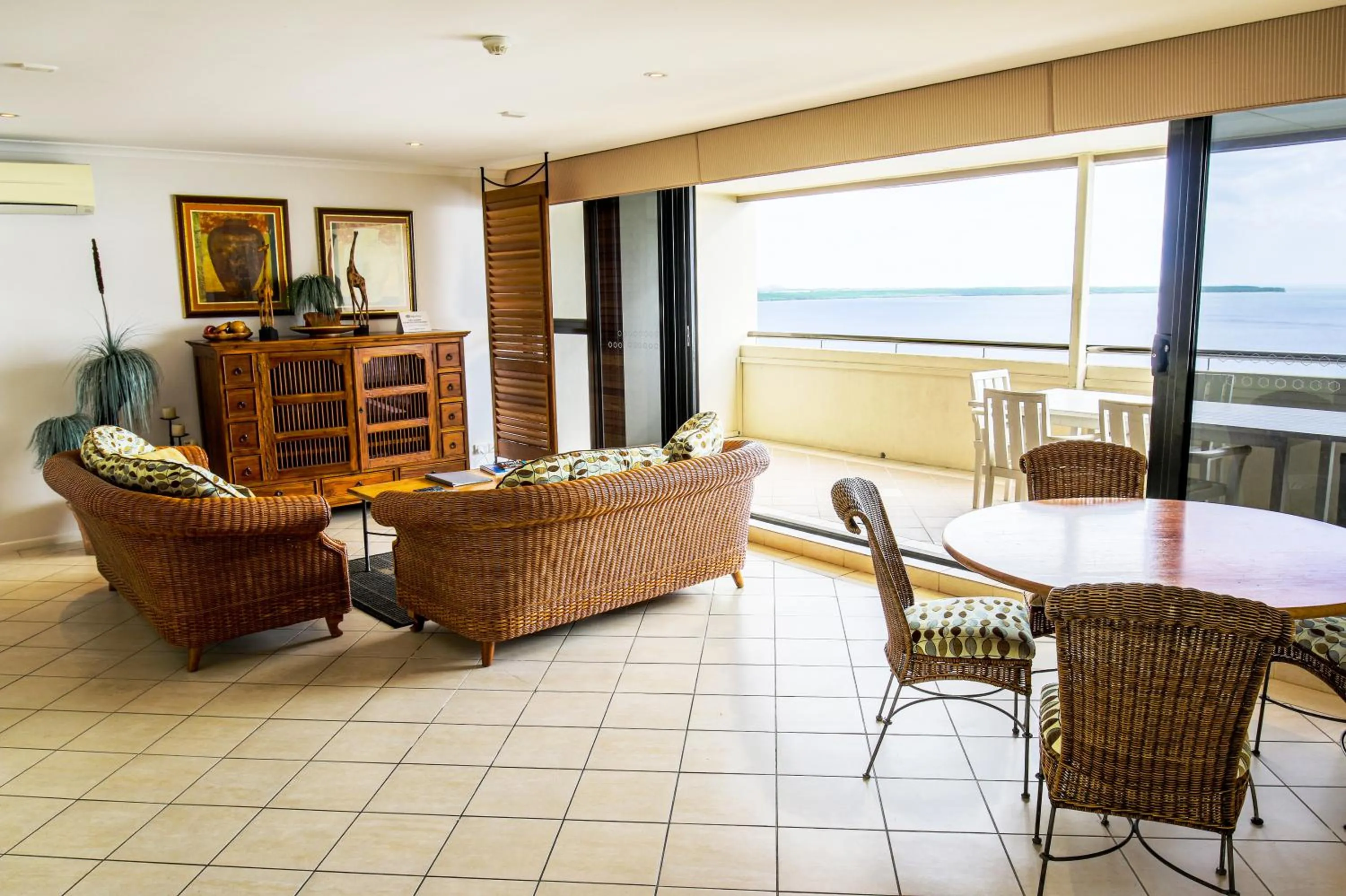 Living room in Cairns Aquarius