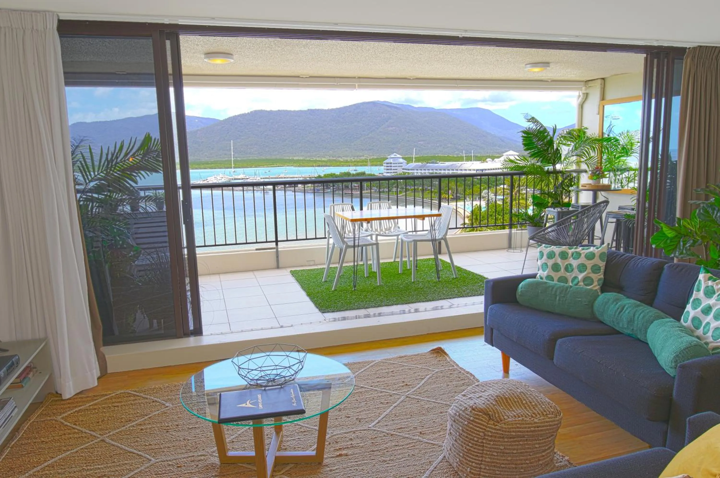 Living room in Cairns Aquarius
