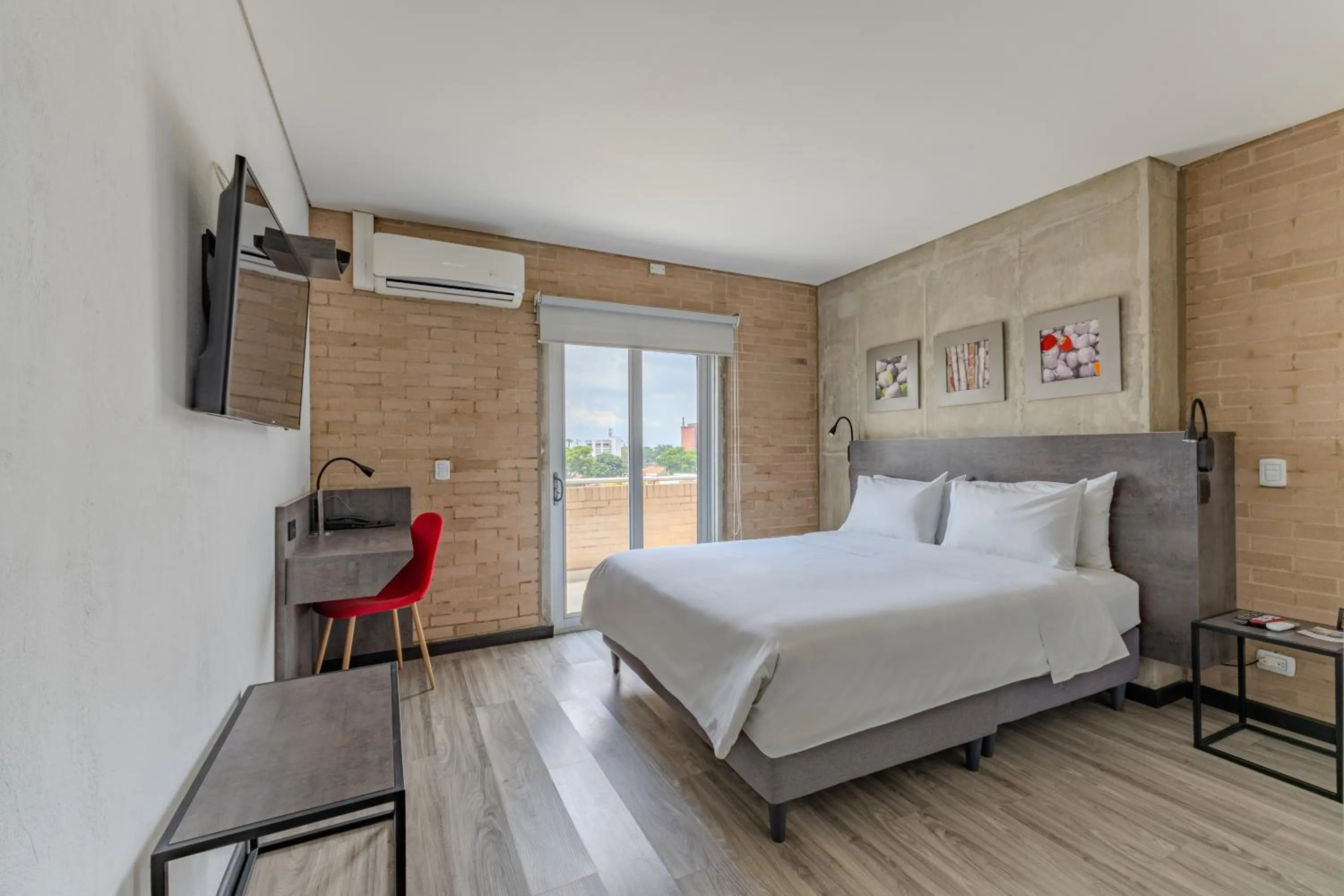 Bed in Hotel Quinta Norte Chipichape