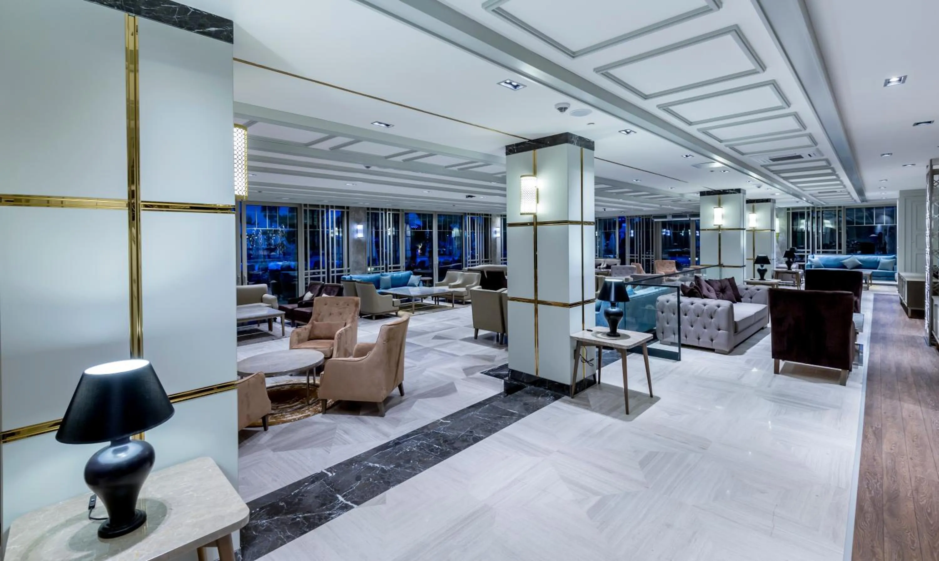 Lobby or reception in Bellis Deluxe Hotel & Heated for Winter Aqua Park