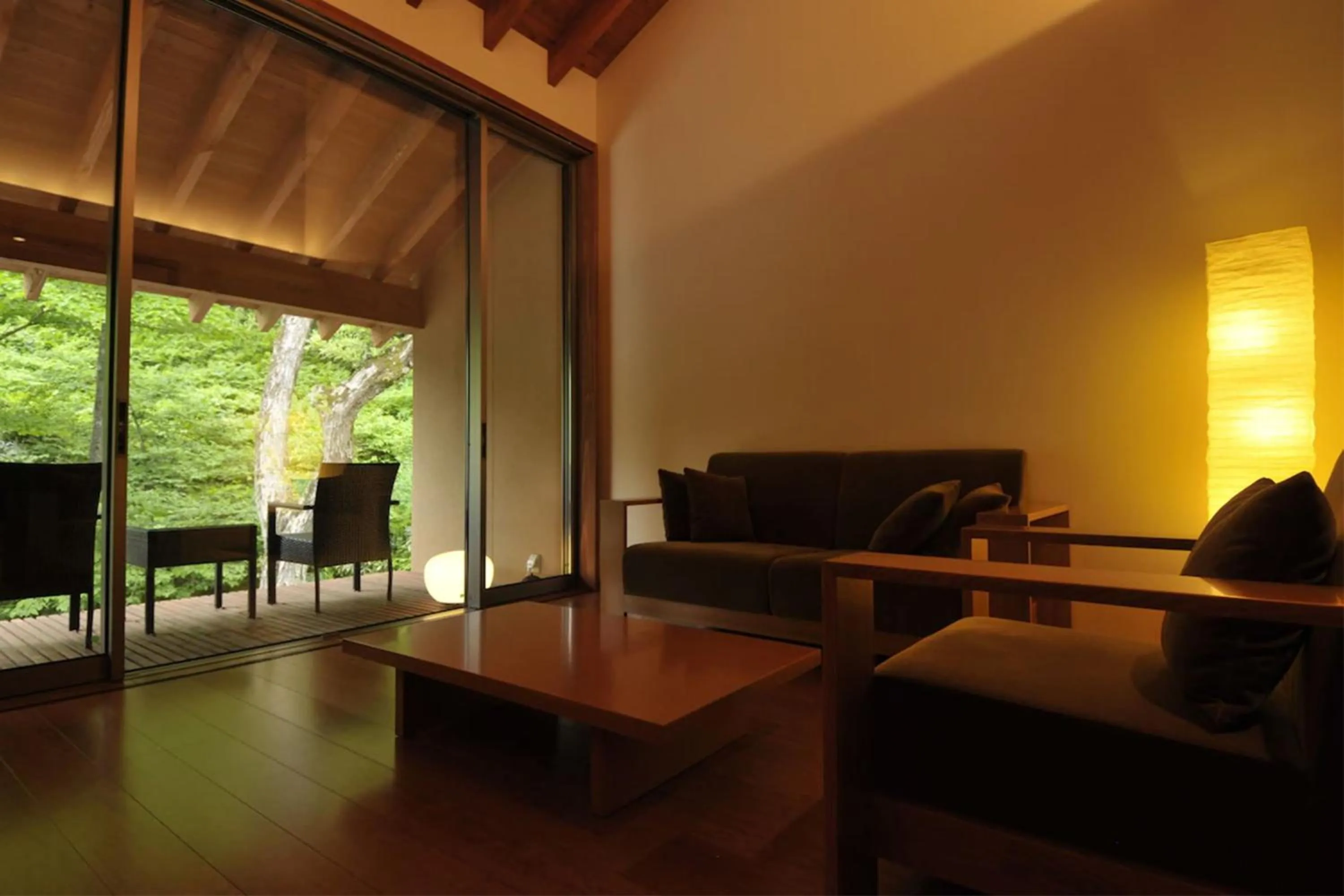 Photo of the whole room in Yamado