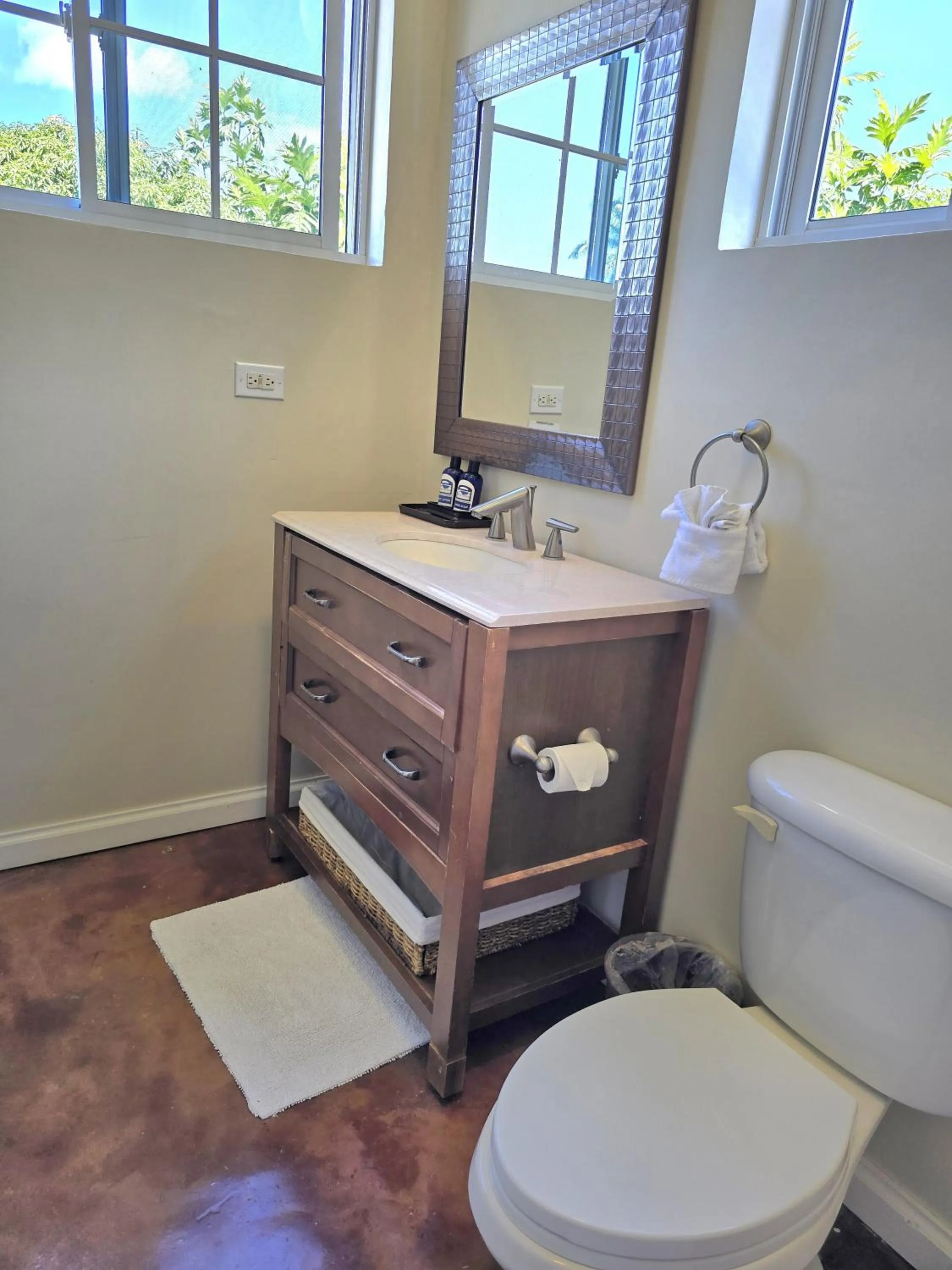 Bathroom in Blue Paloma Bed & Breakfast