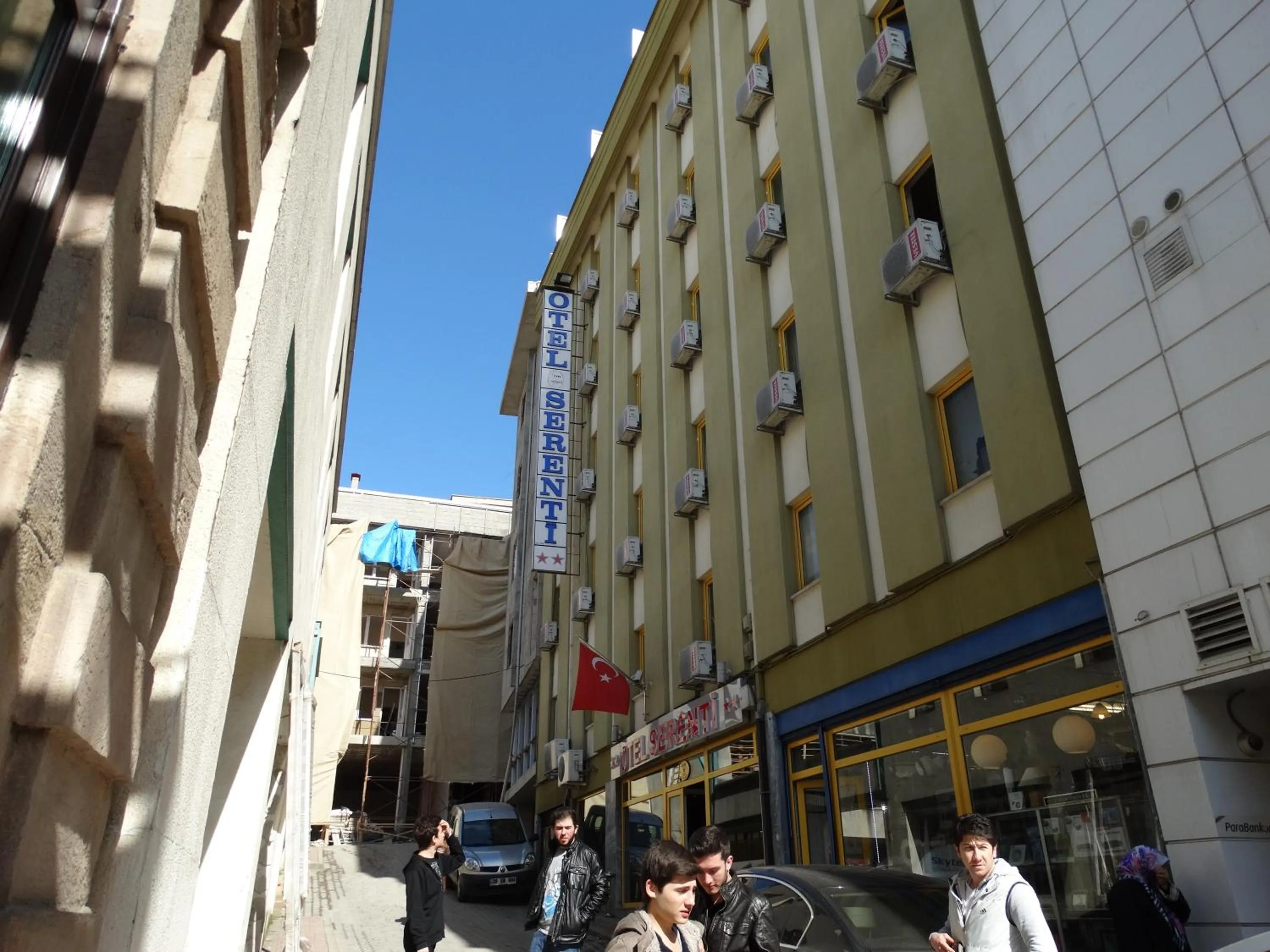 Facade/entrance in Serenti Hotel