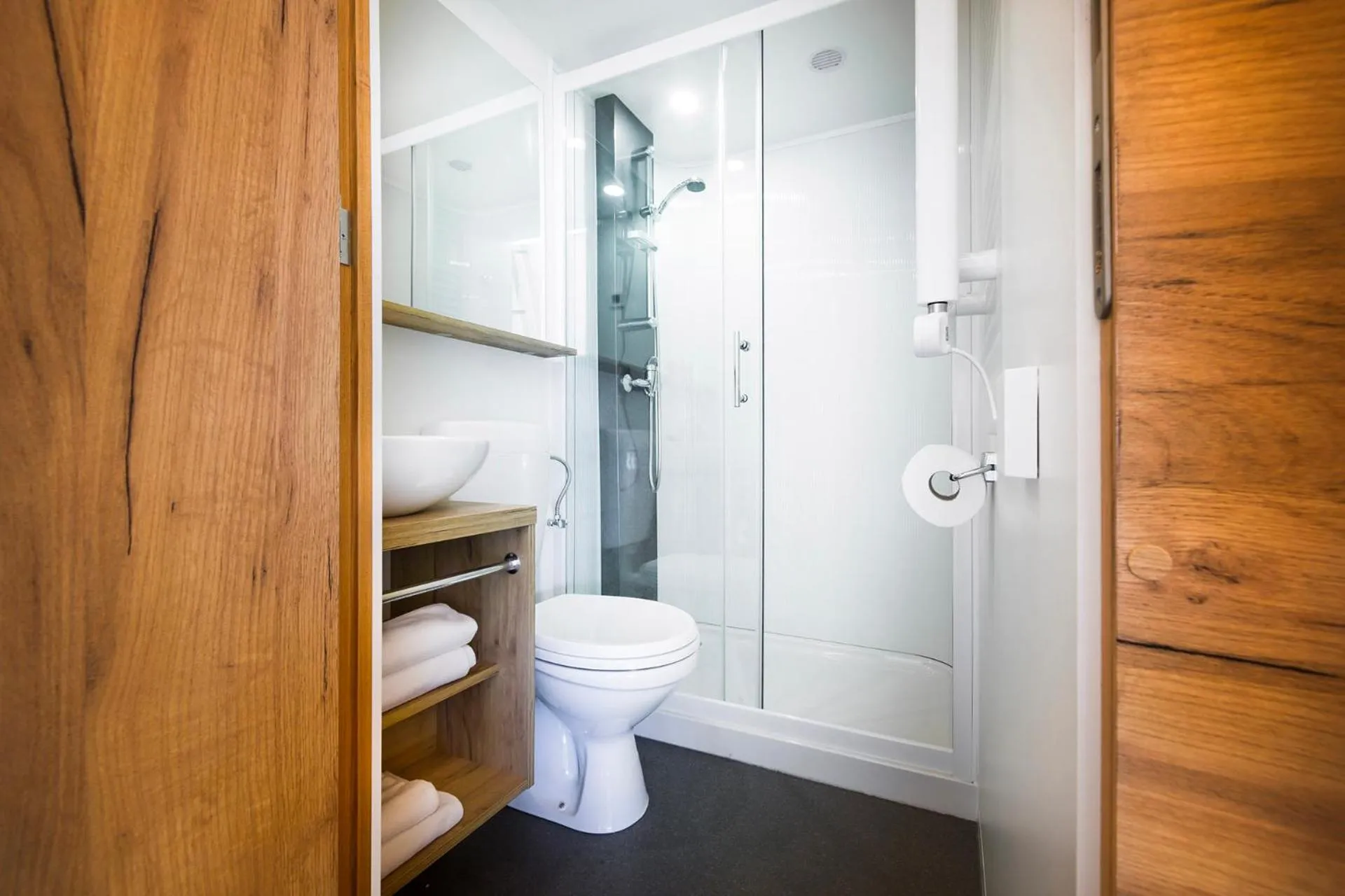 Shower in Pálos Resort