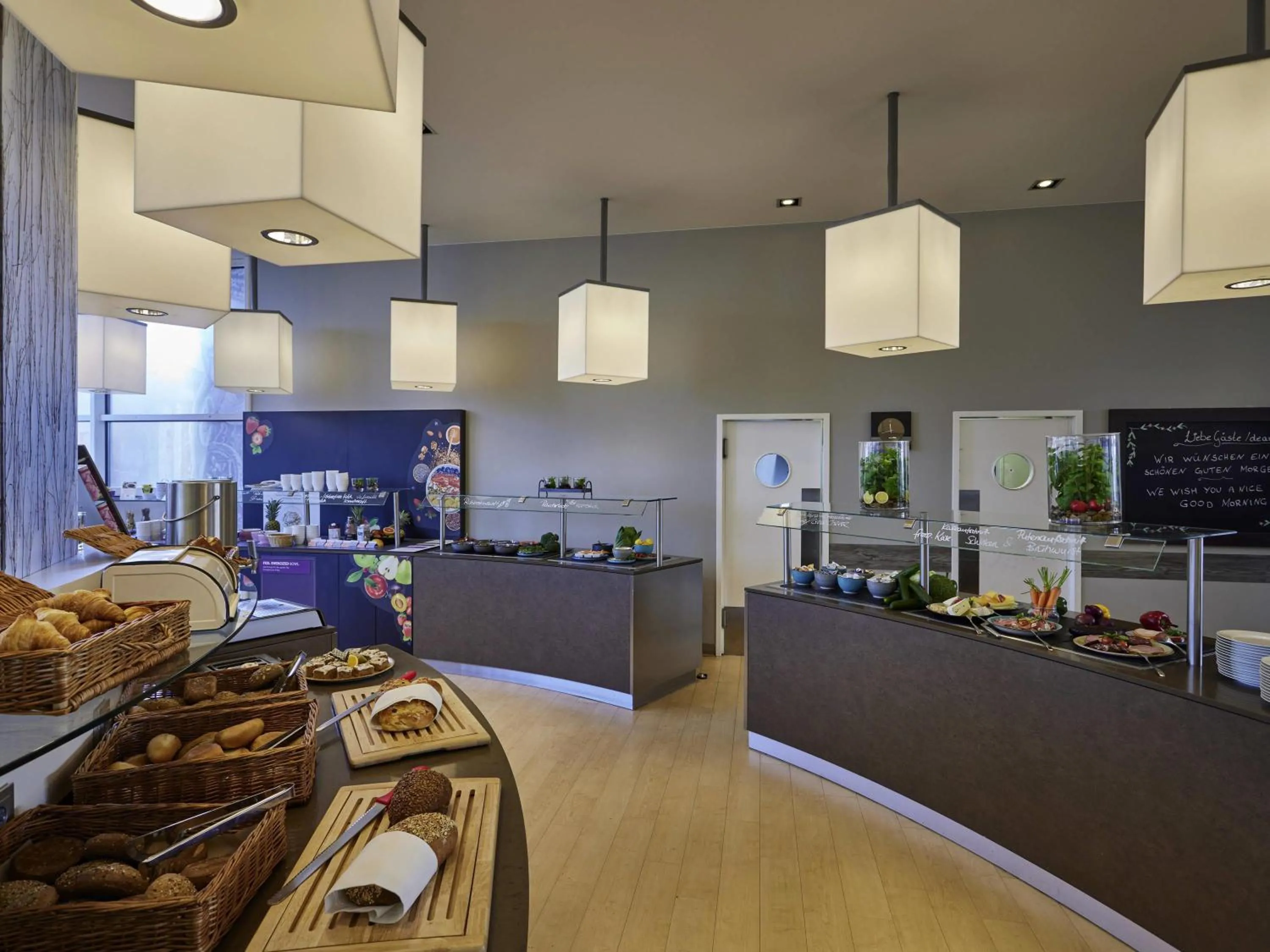 Breakfast in Mercure Hotel Severinshof Köln City