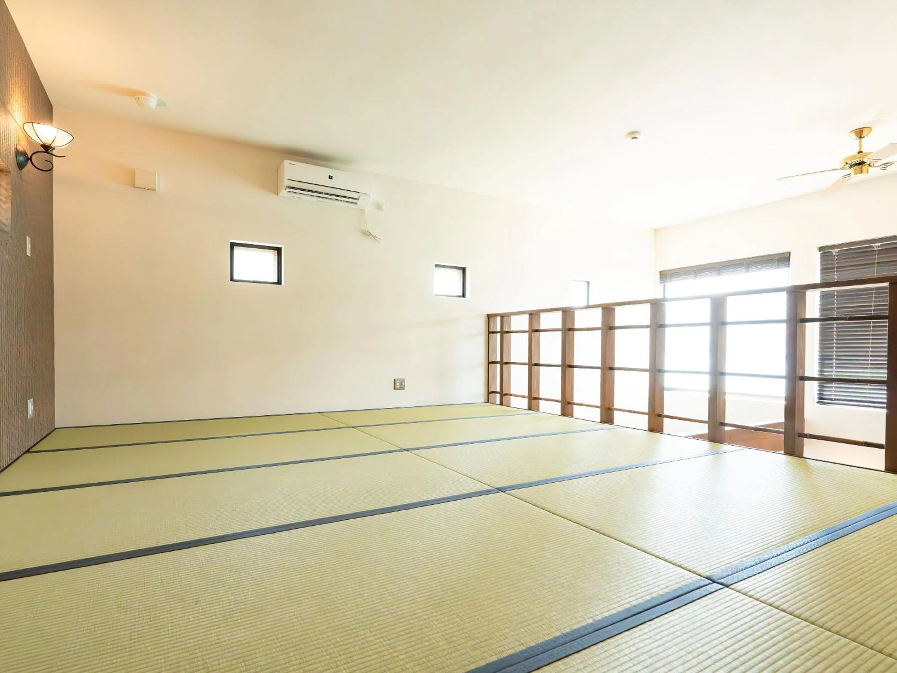 Photo of the whole room in Calm Lanai Harbor