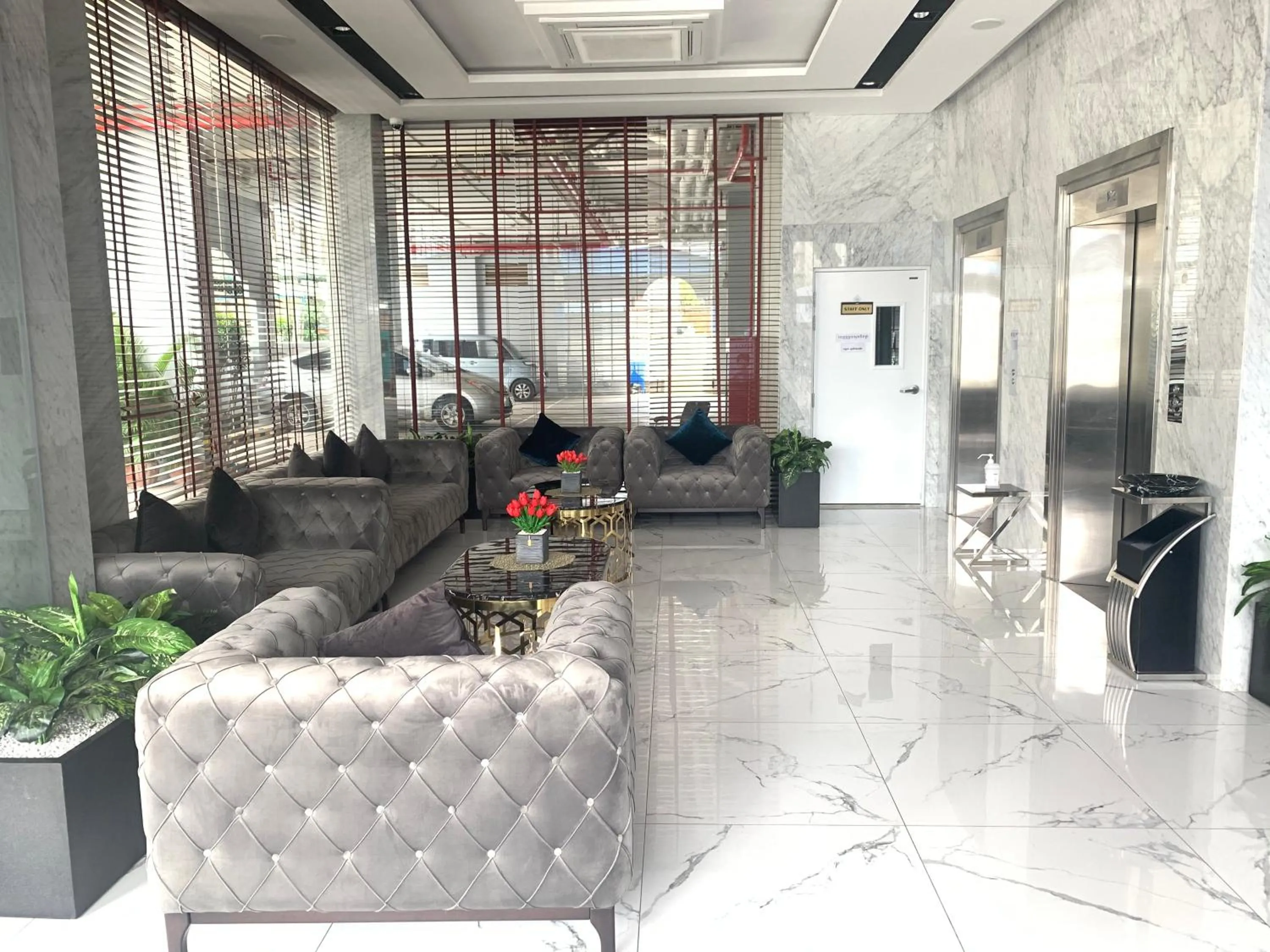Lobby or reception in TK VIEW HOTEL & APARTMENT