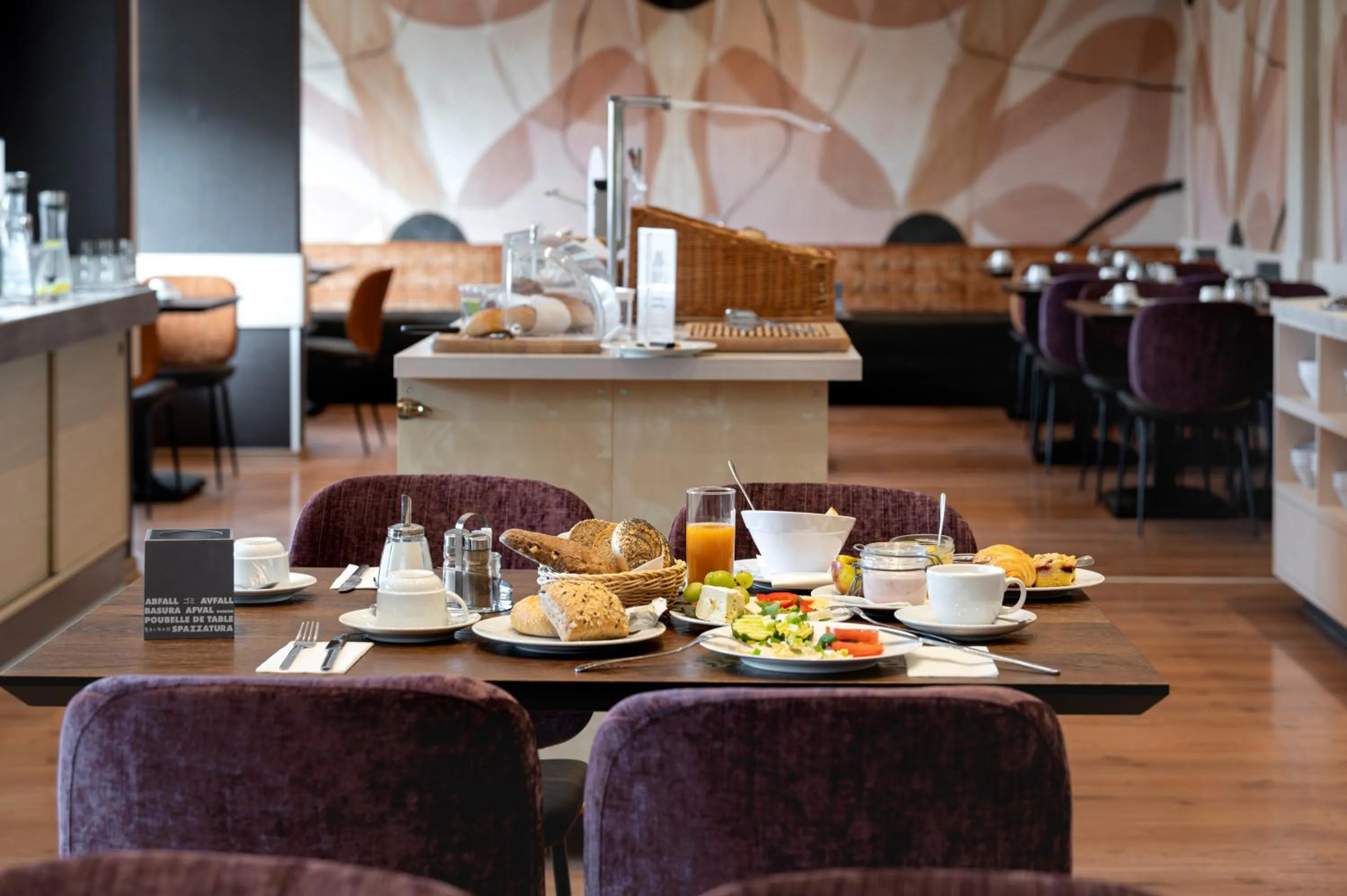 Breakfast in Hotel Astra