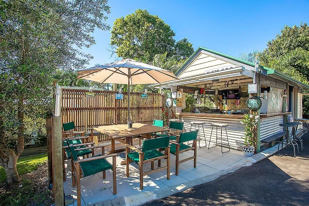 BBQ facilities in Tiaro Tourist Stopover