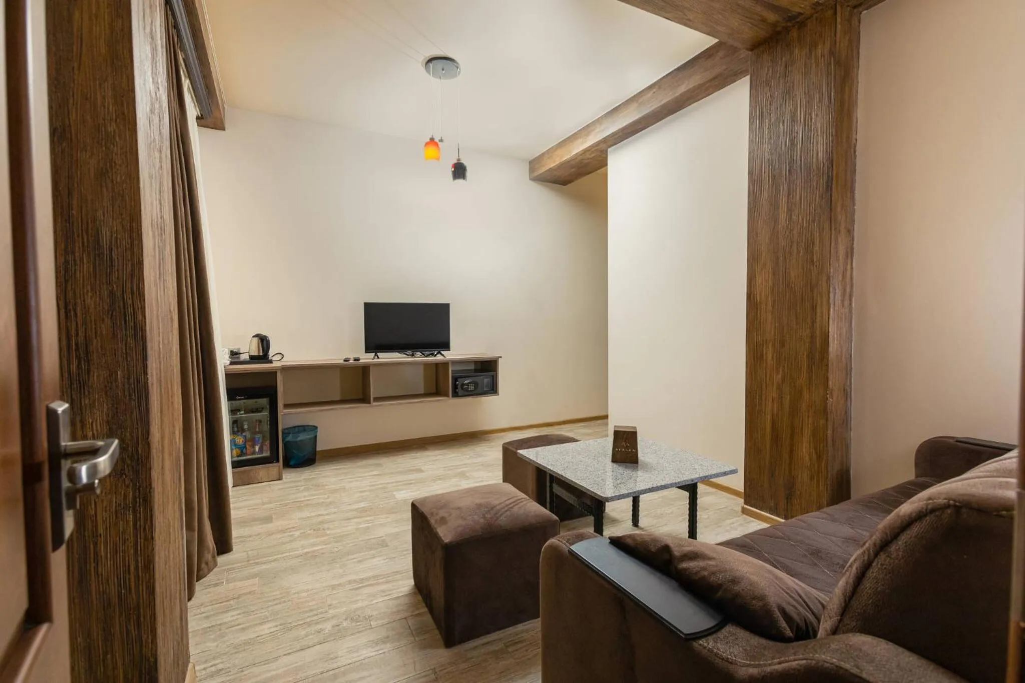 TV and multimedia in Alaska Resort