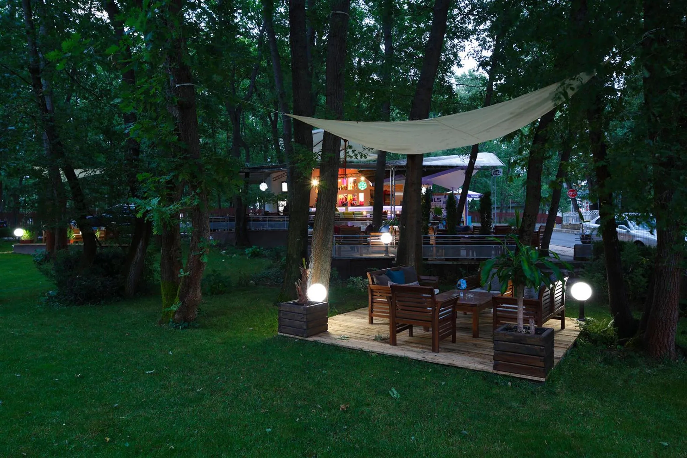 Garden in Elmar Hotel