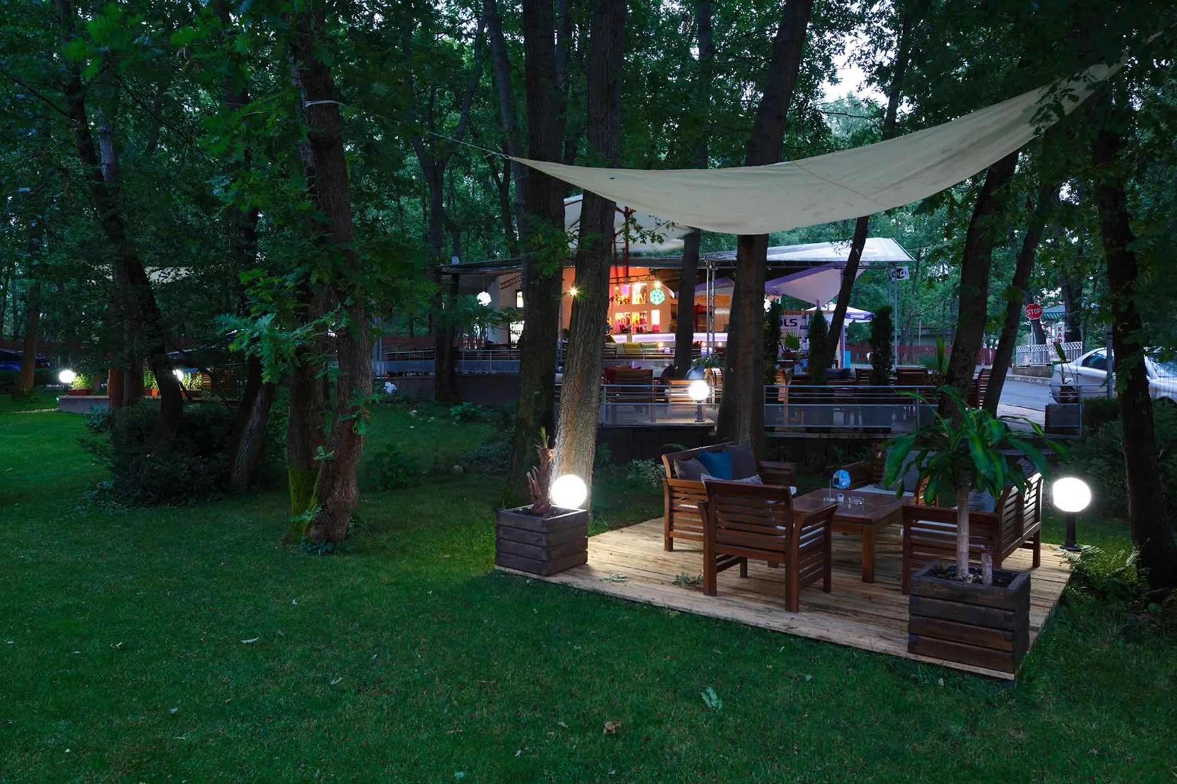 Garden in Elmar Hotel